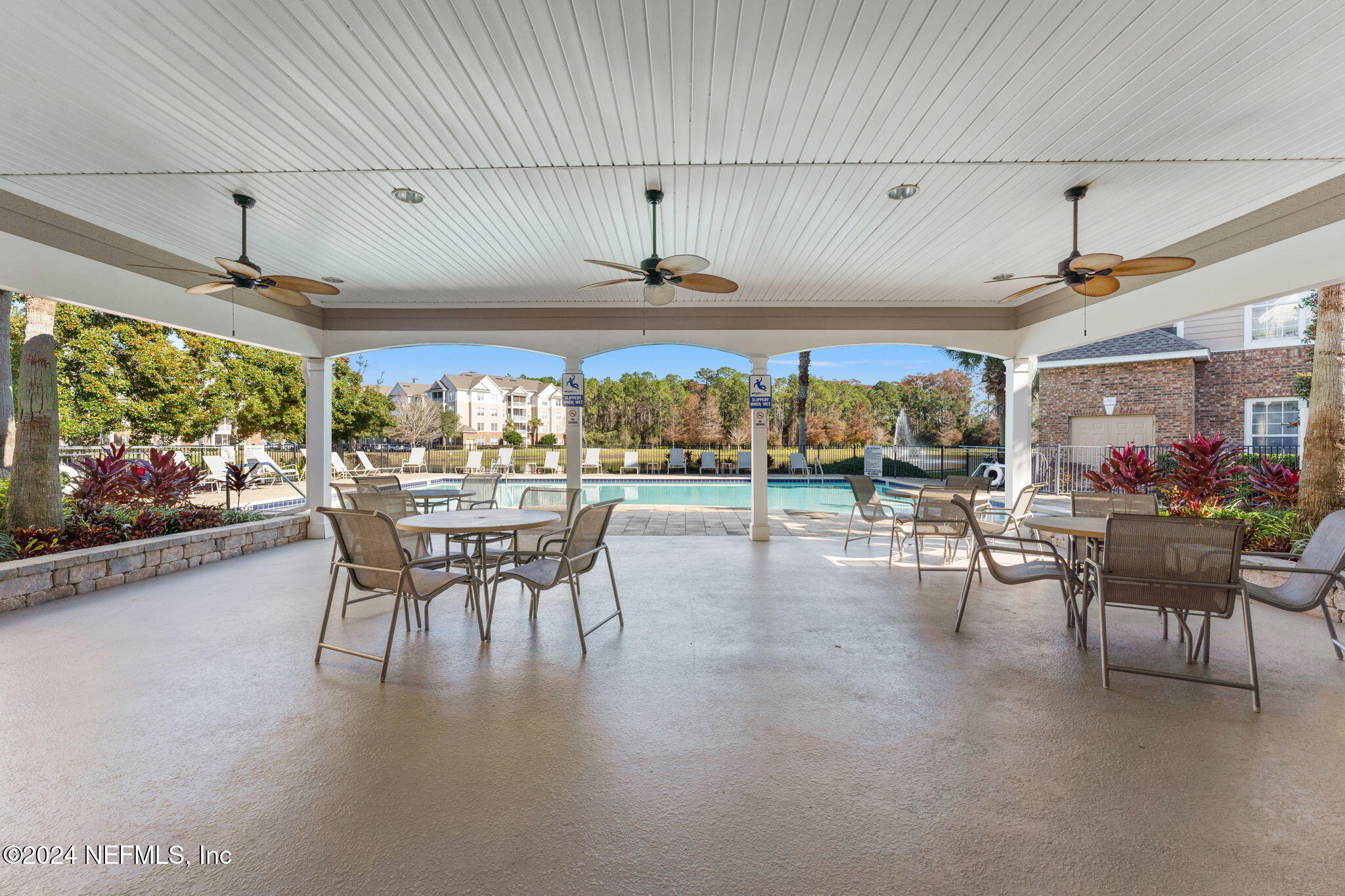 11416 CAMPFIELD
