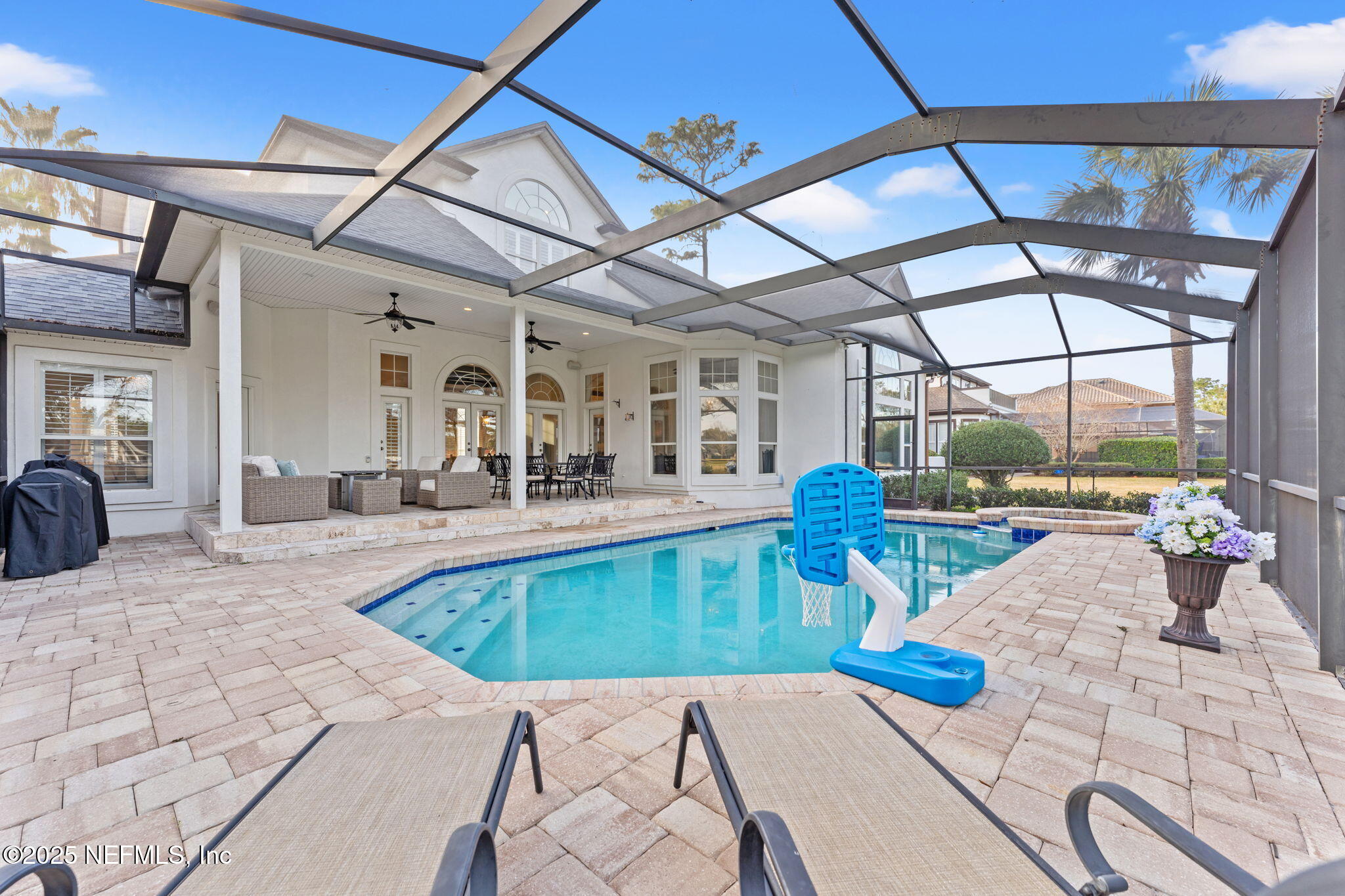 4555 GLEN KERNAN Parkway E