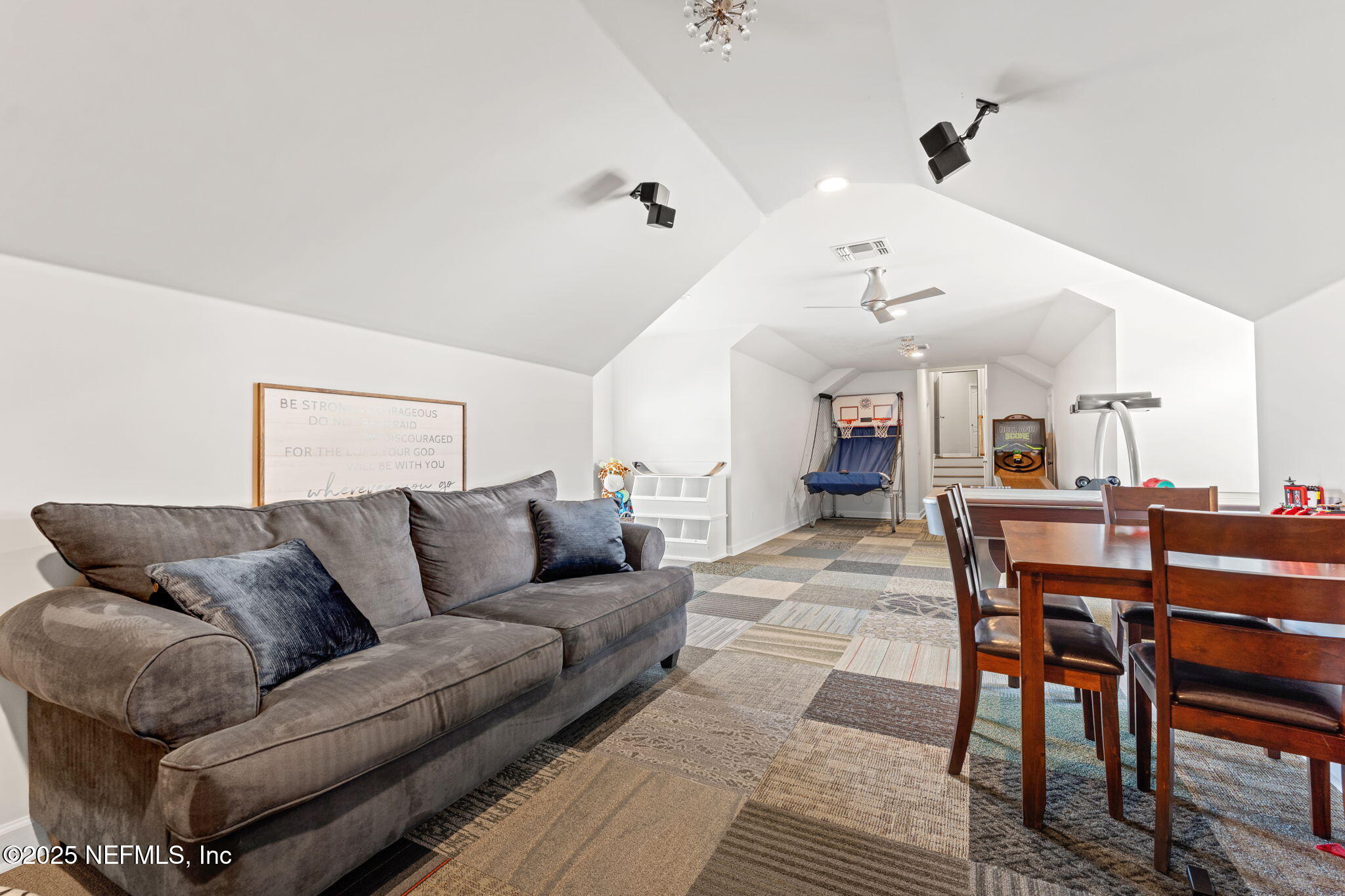 4555 GLEN KERNAN Parkway E