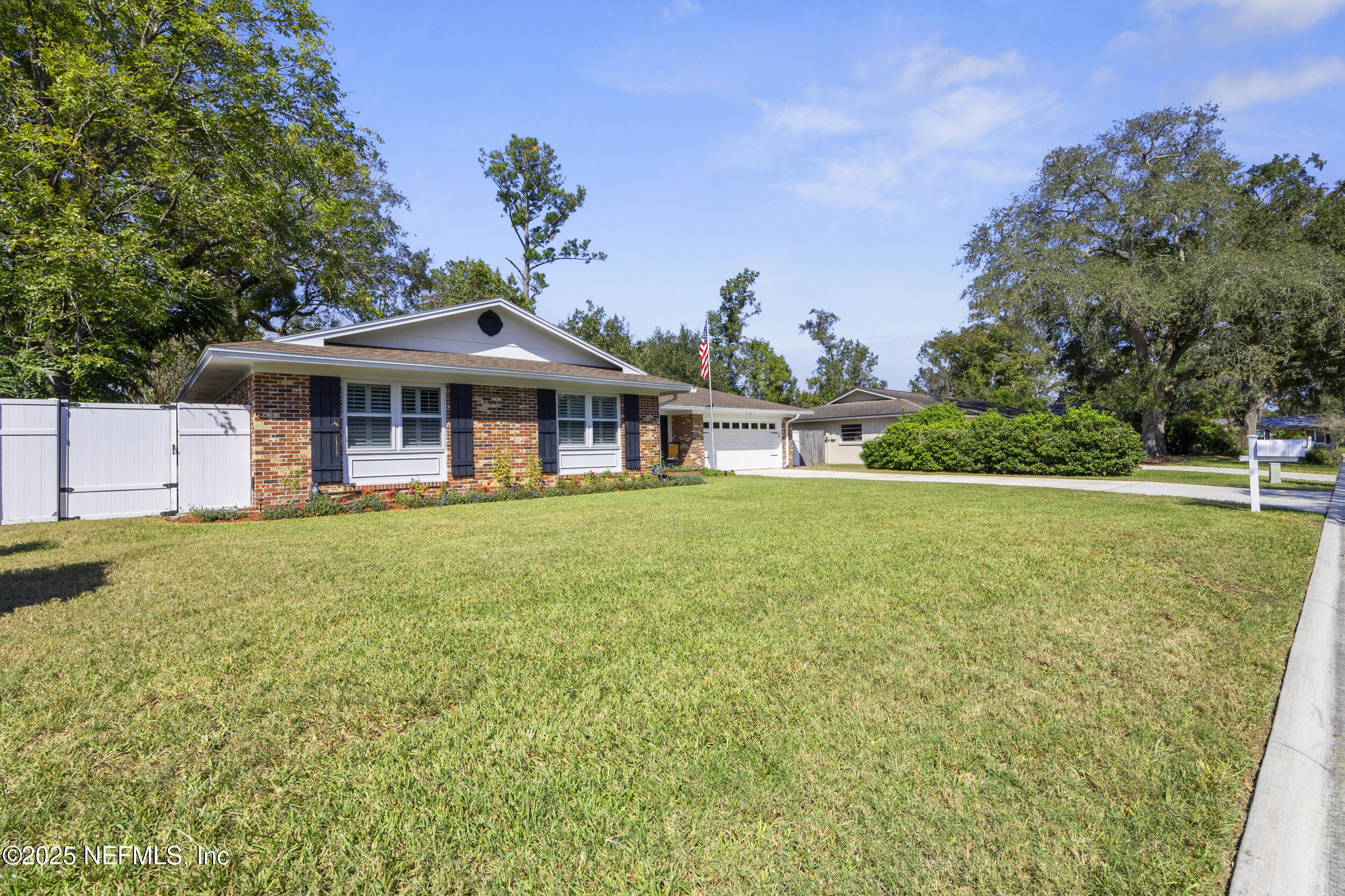2359 GRACE Lane