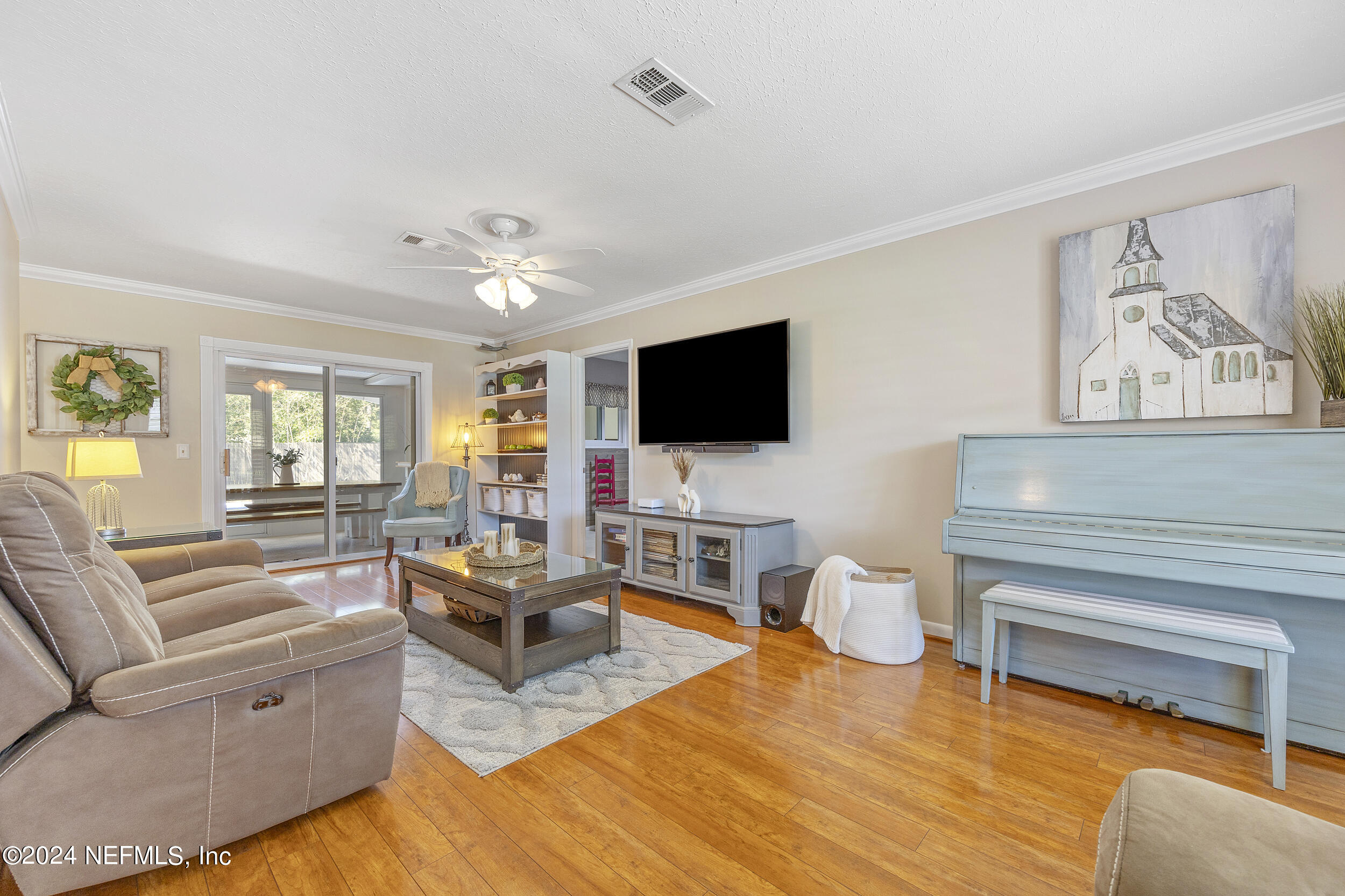 2359 GRACE Lane