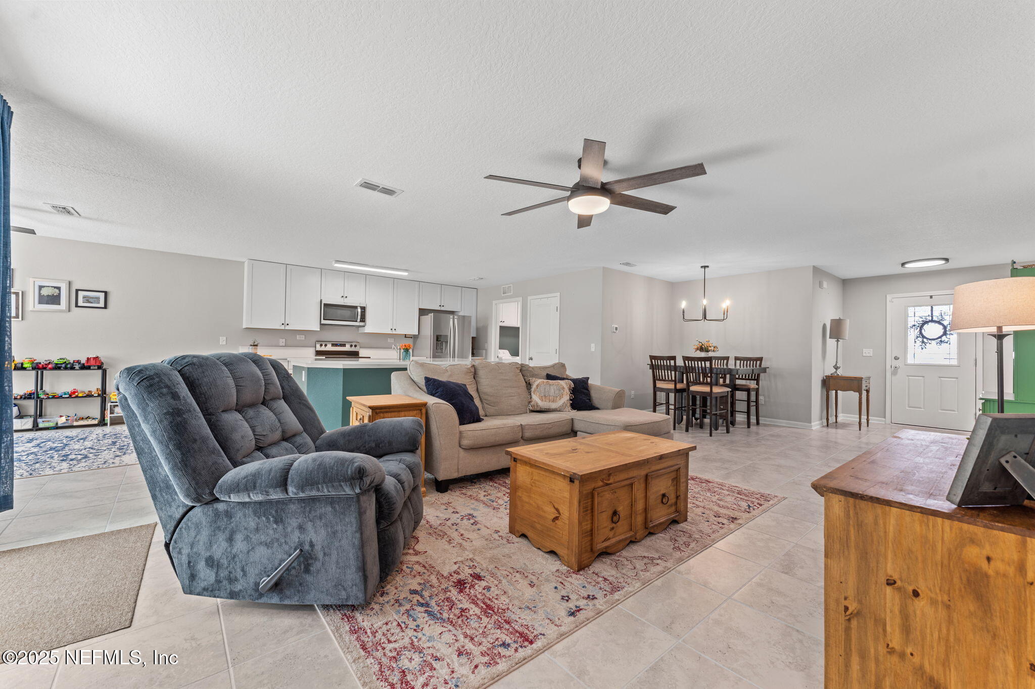 12575 CREEKSIDE MANOR Drive