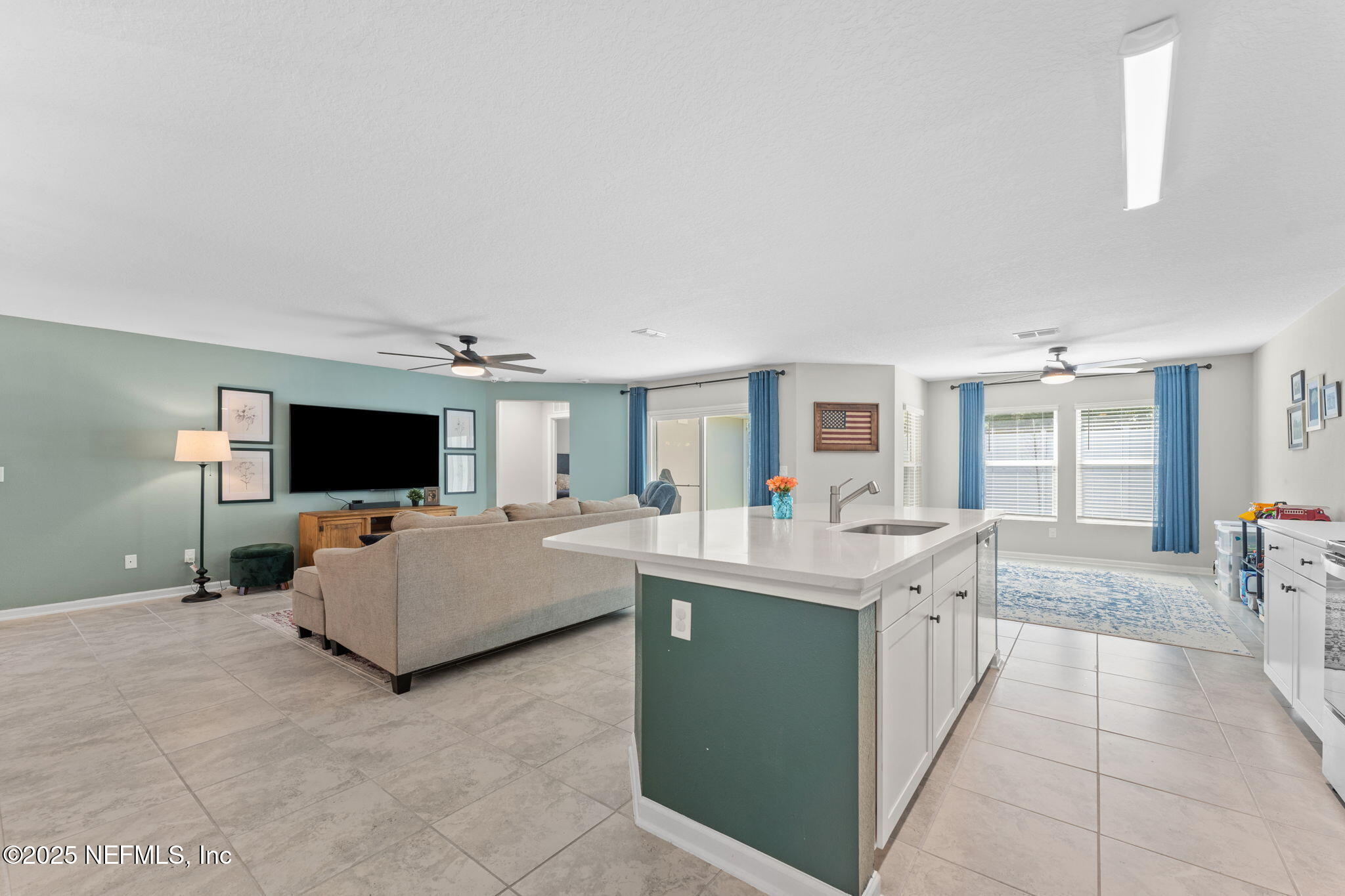 12575 CREEKSIDE MANOR Drive