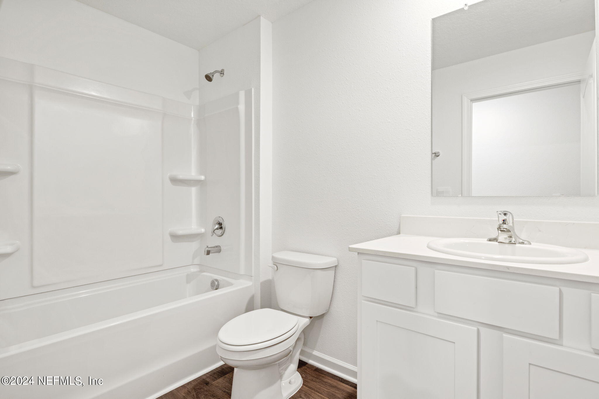 12567 RUBBER FIG Terrace