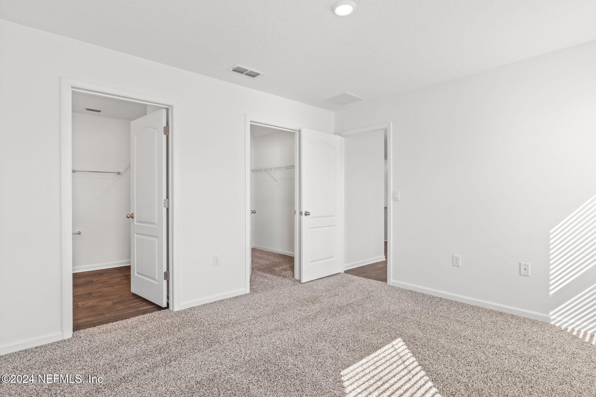 12927 RUBBER FIG Terrace