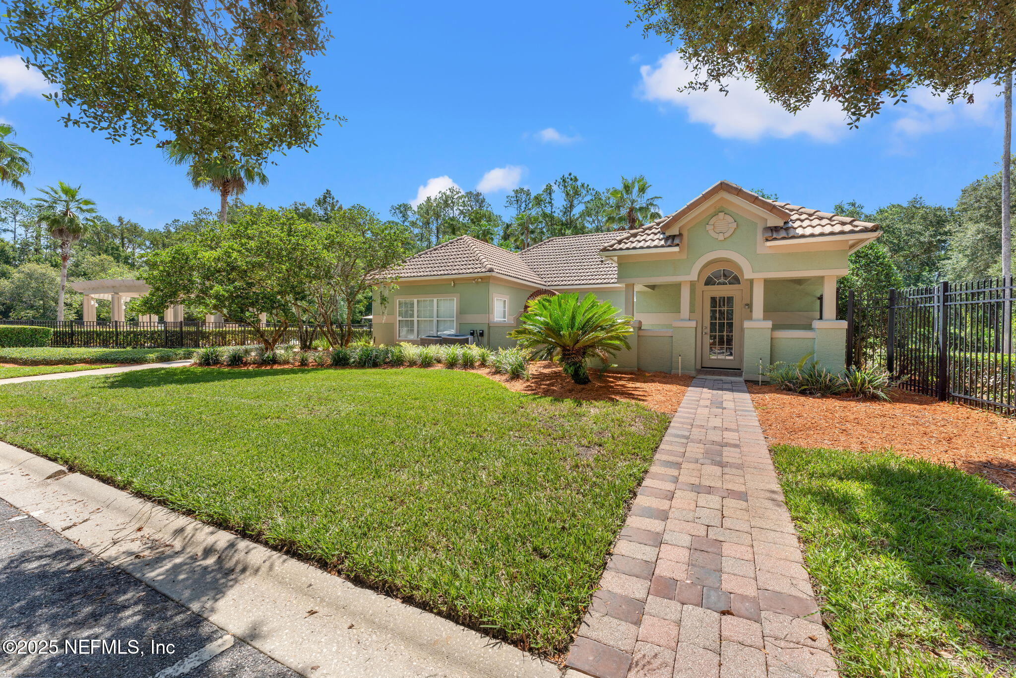 7701 TIMBERLIN PARK Boulevard, 826
