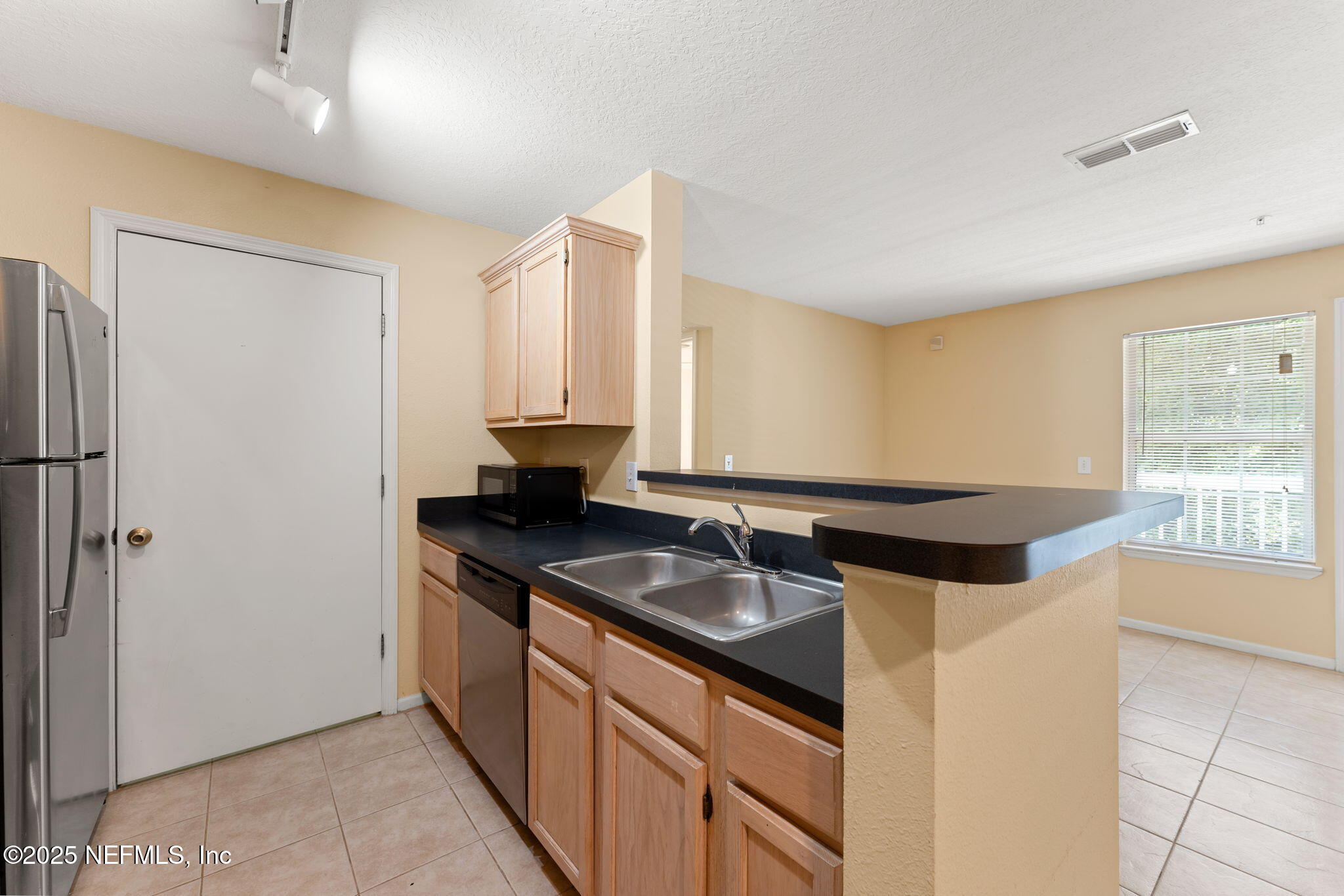 7701 TIMBERLIN PARK Boulevard, 826