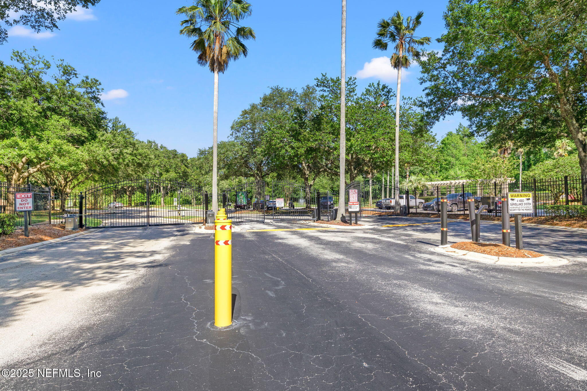 7701 TIMBERLIN PARK Boulevard, 826
