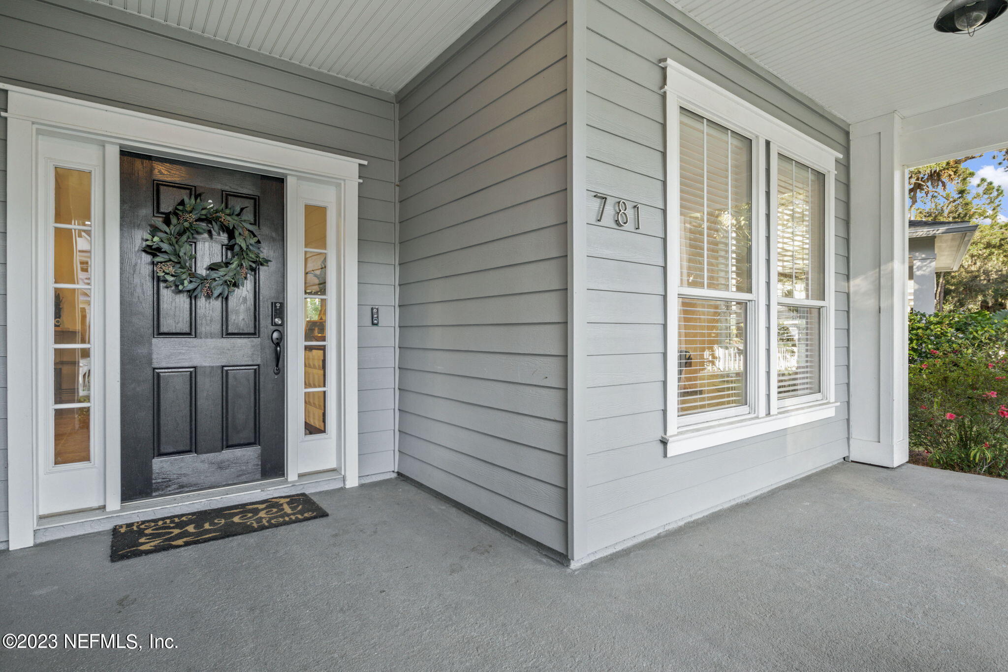 781 PARADISE Lane