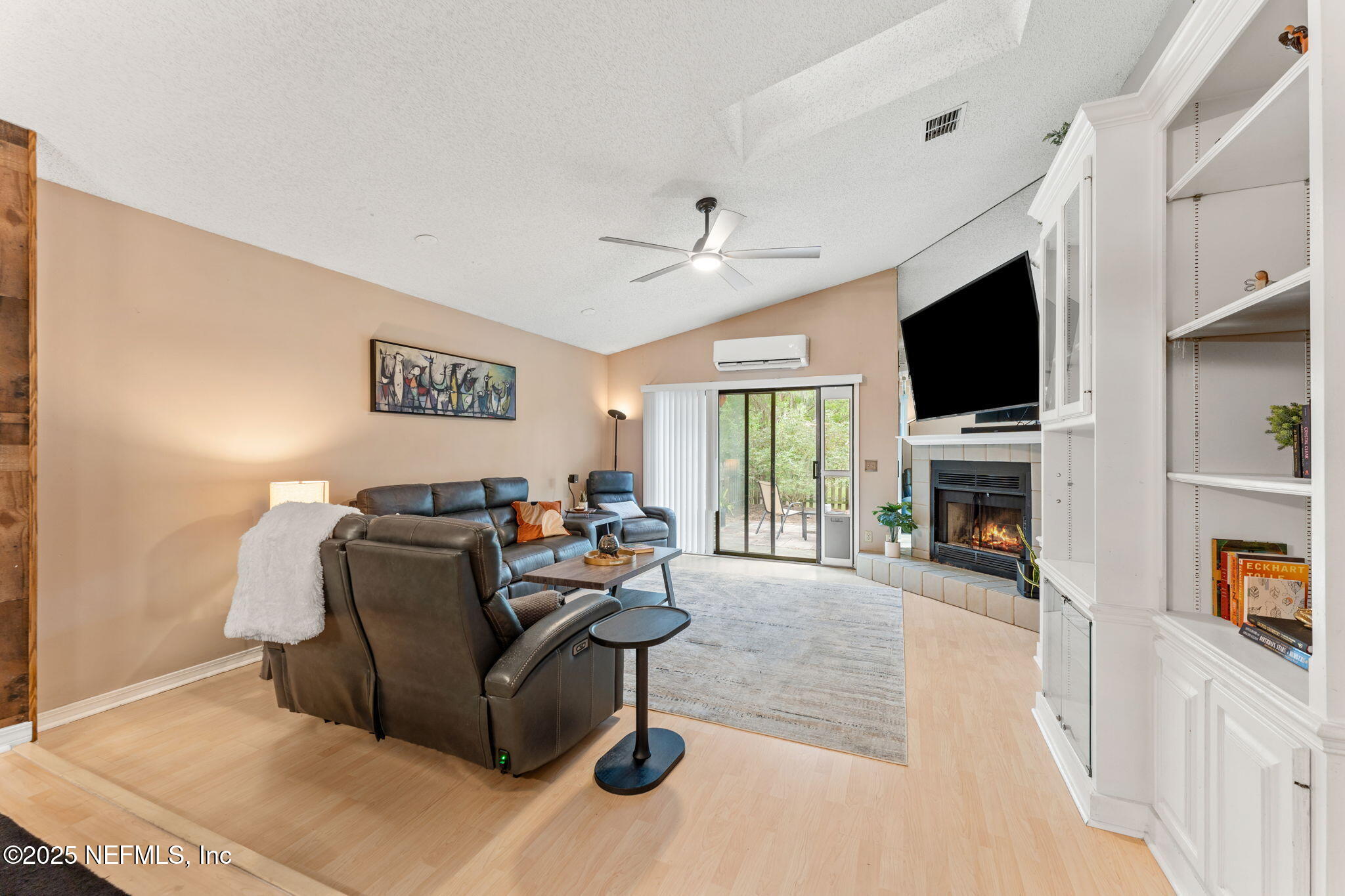 4348 LAKE WOODBOURNE Drive
