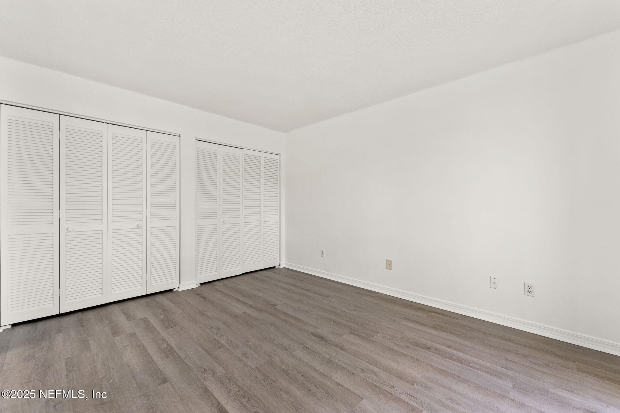 1601 CHALLENGER Court W, 1601