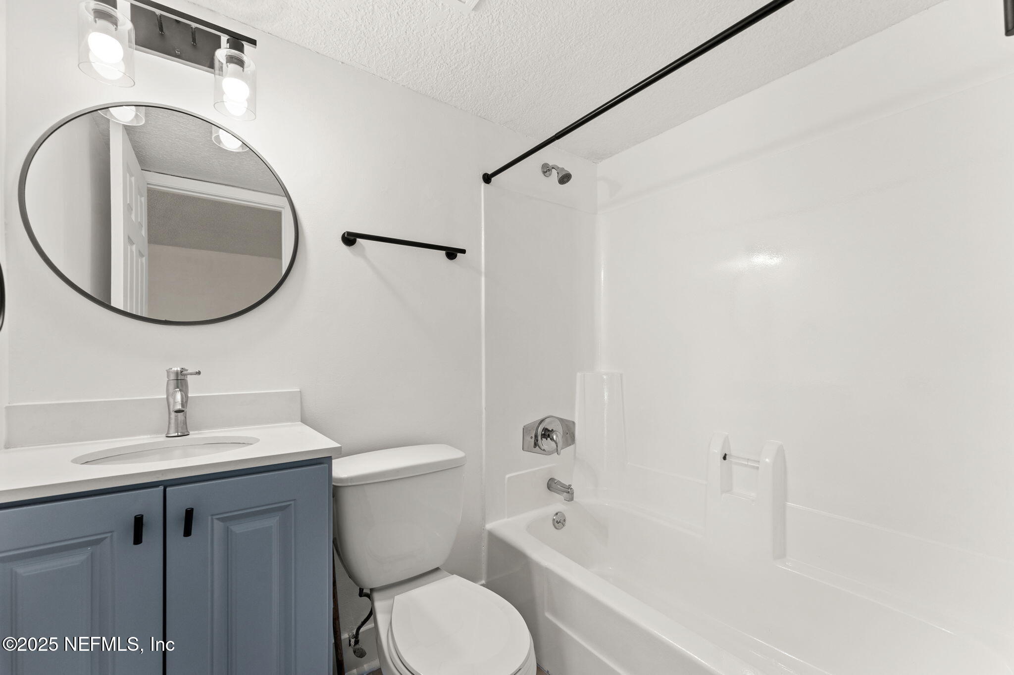 1601 CHALLENGER Court W, 1601