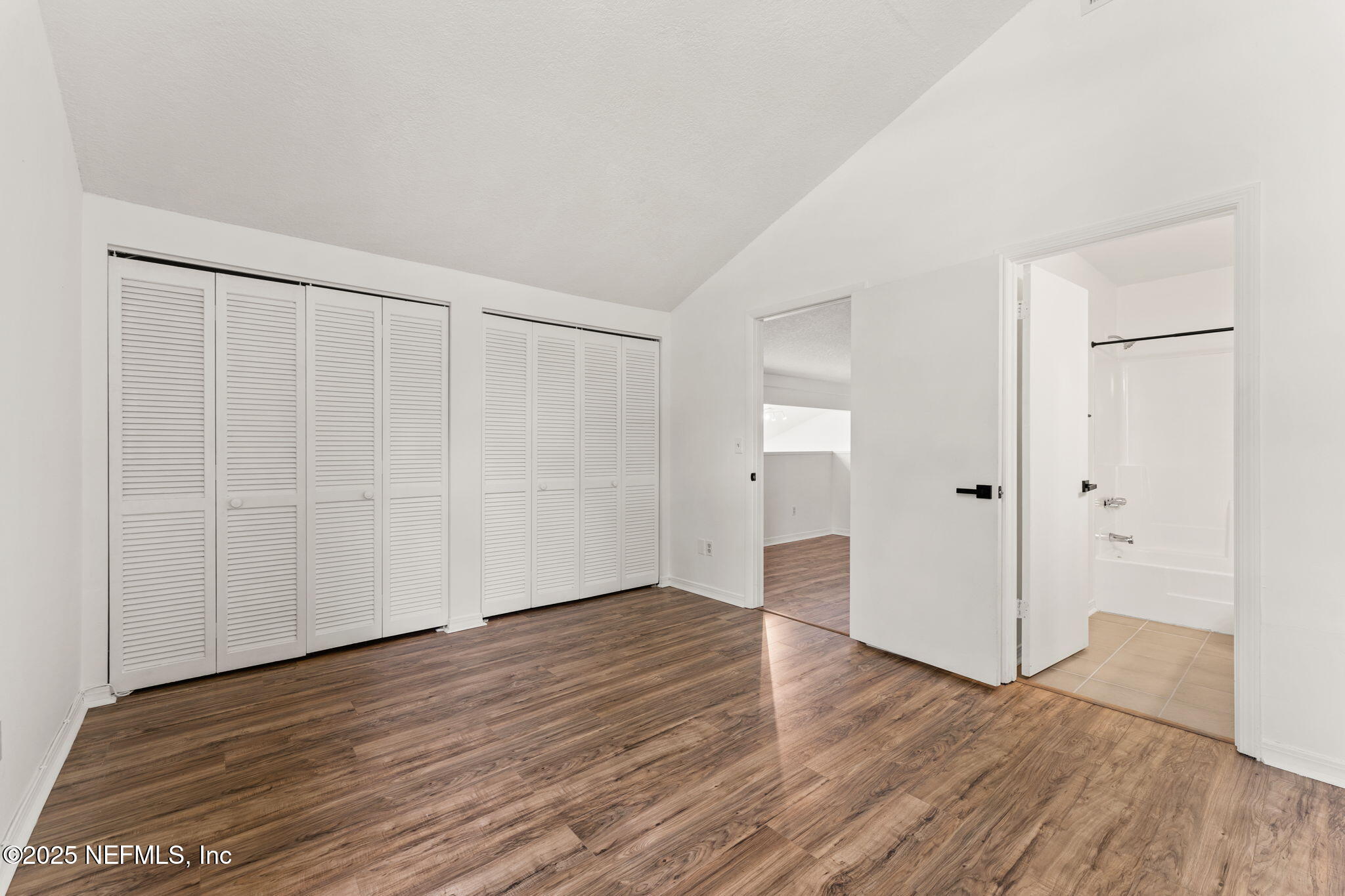 1601 CHALLENGER Court W, 1601