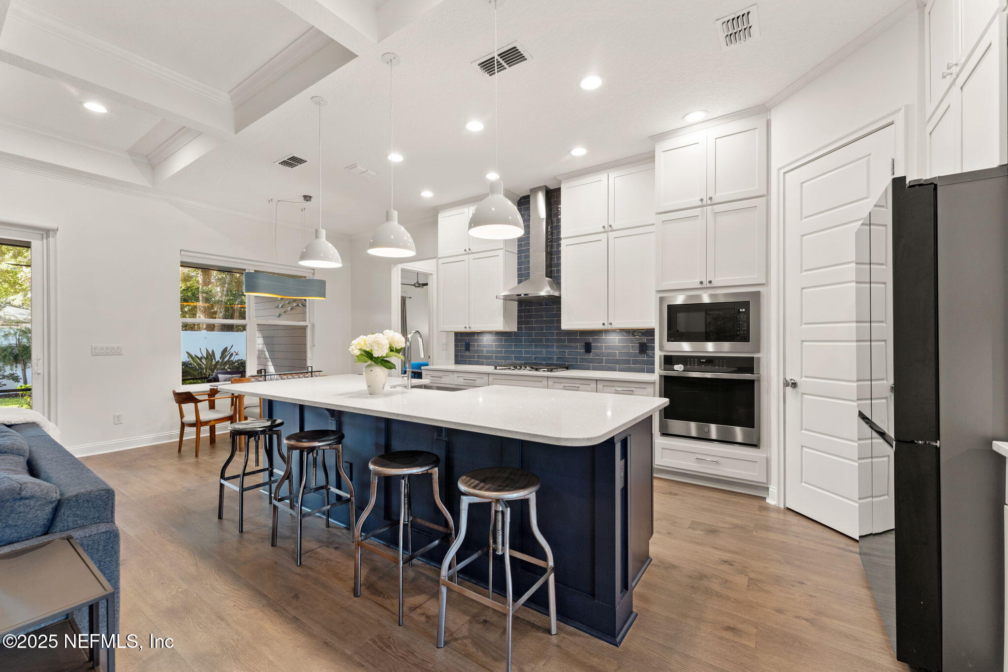 13717 HIDDEN OAKS Lane