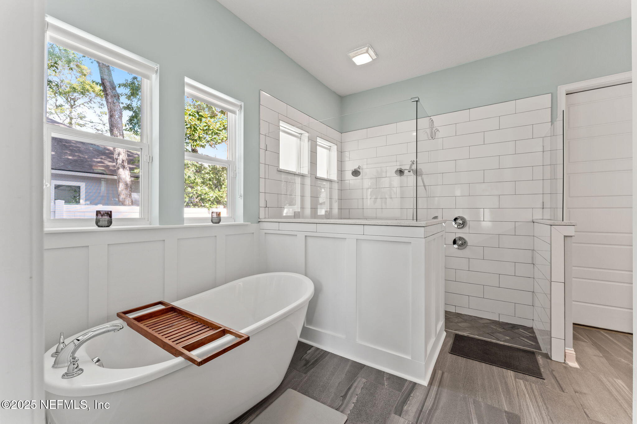 13717 HIDDEN OAKS Lane