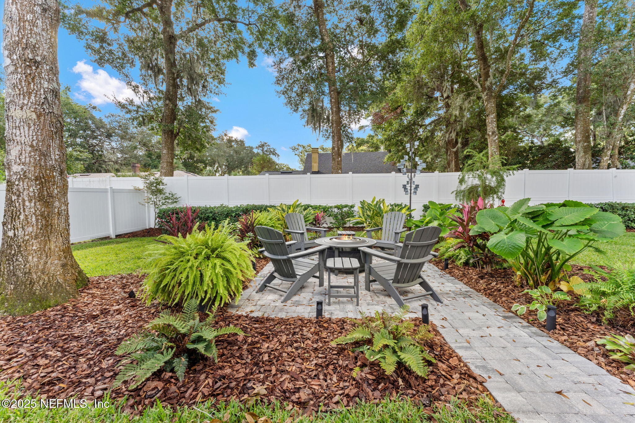 13717 HIDDEN OAKS Lane
