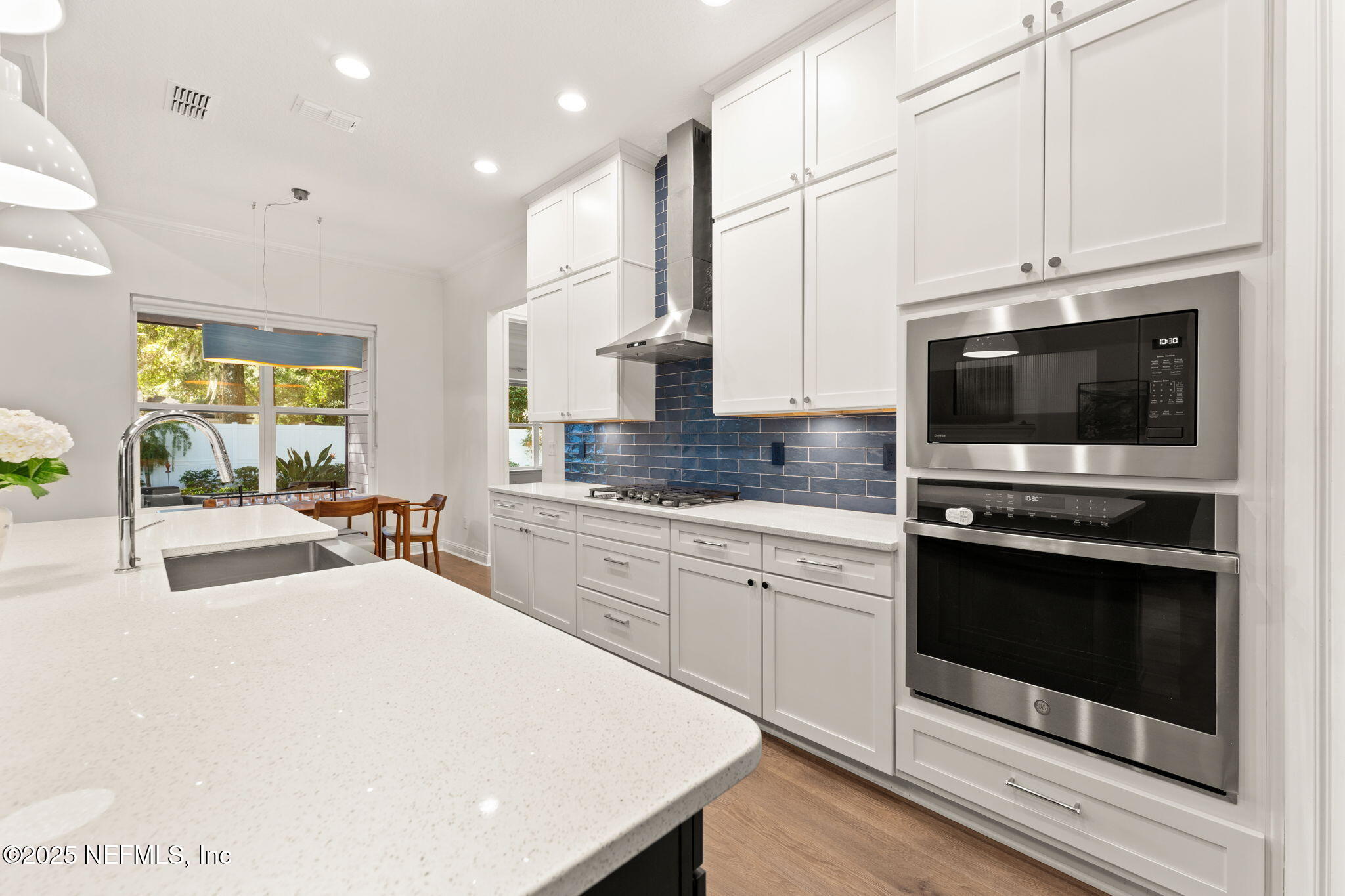 13717 HIDDEN OAKS Lane