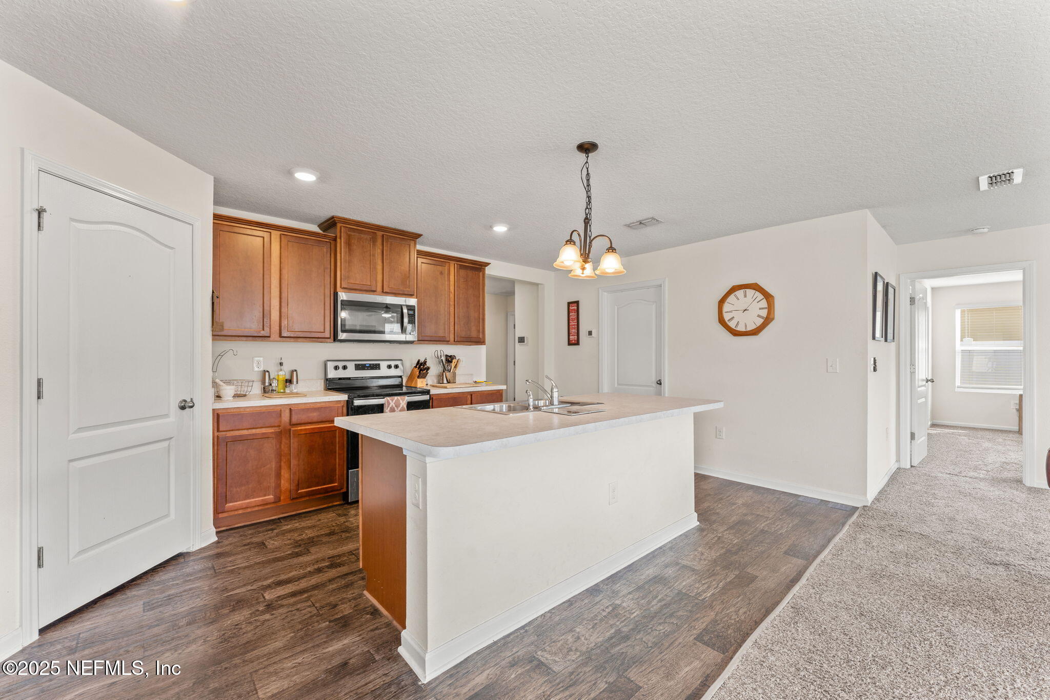 11529 STICKLEBACK Lane