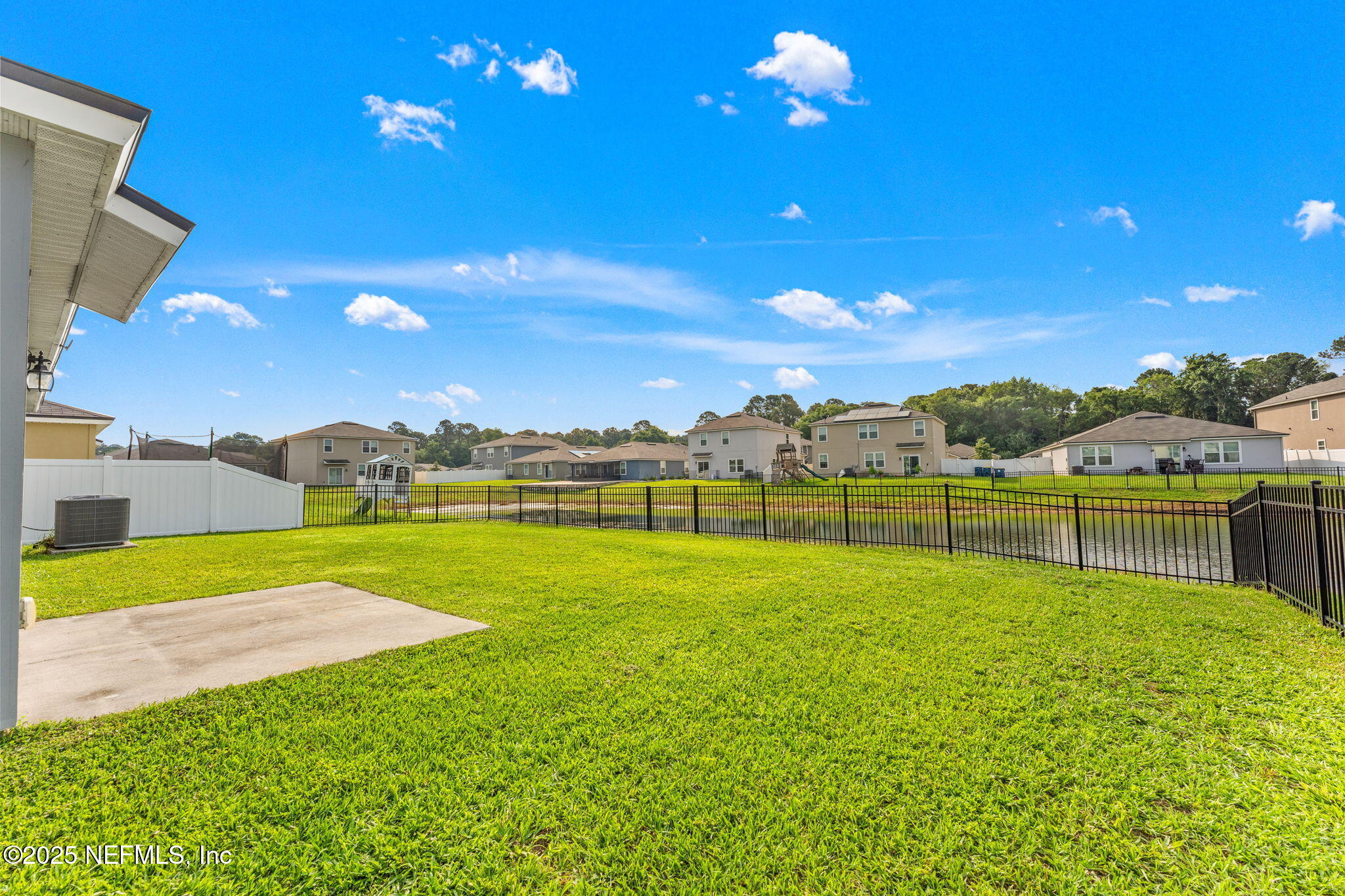 11529 STICKLEBACK Lane