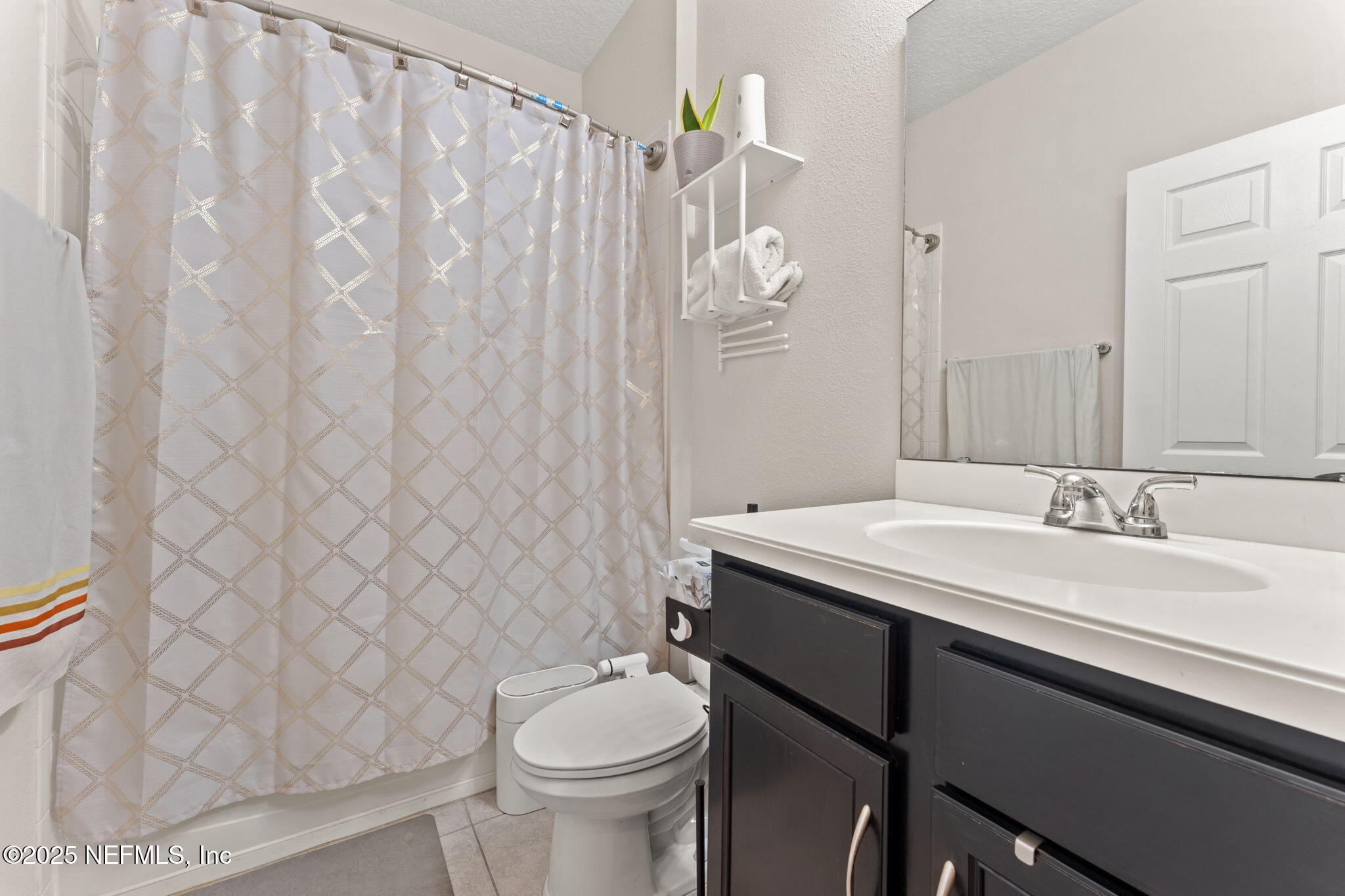 12262 SILVERTHORN Court