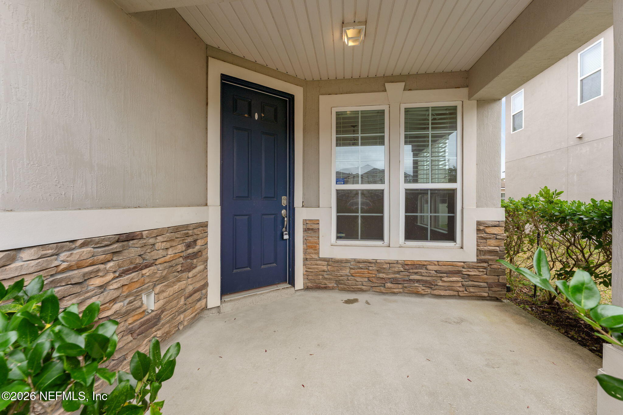 12262 SILVERTHORN Court