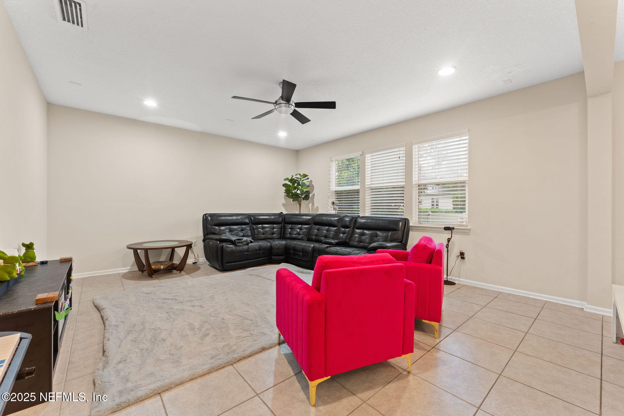 12262 SILVERTHORN Court