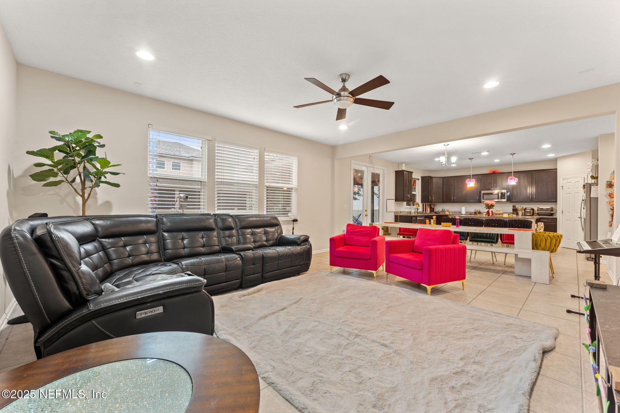 12262 SILVERTHORN Court