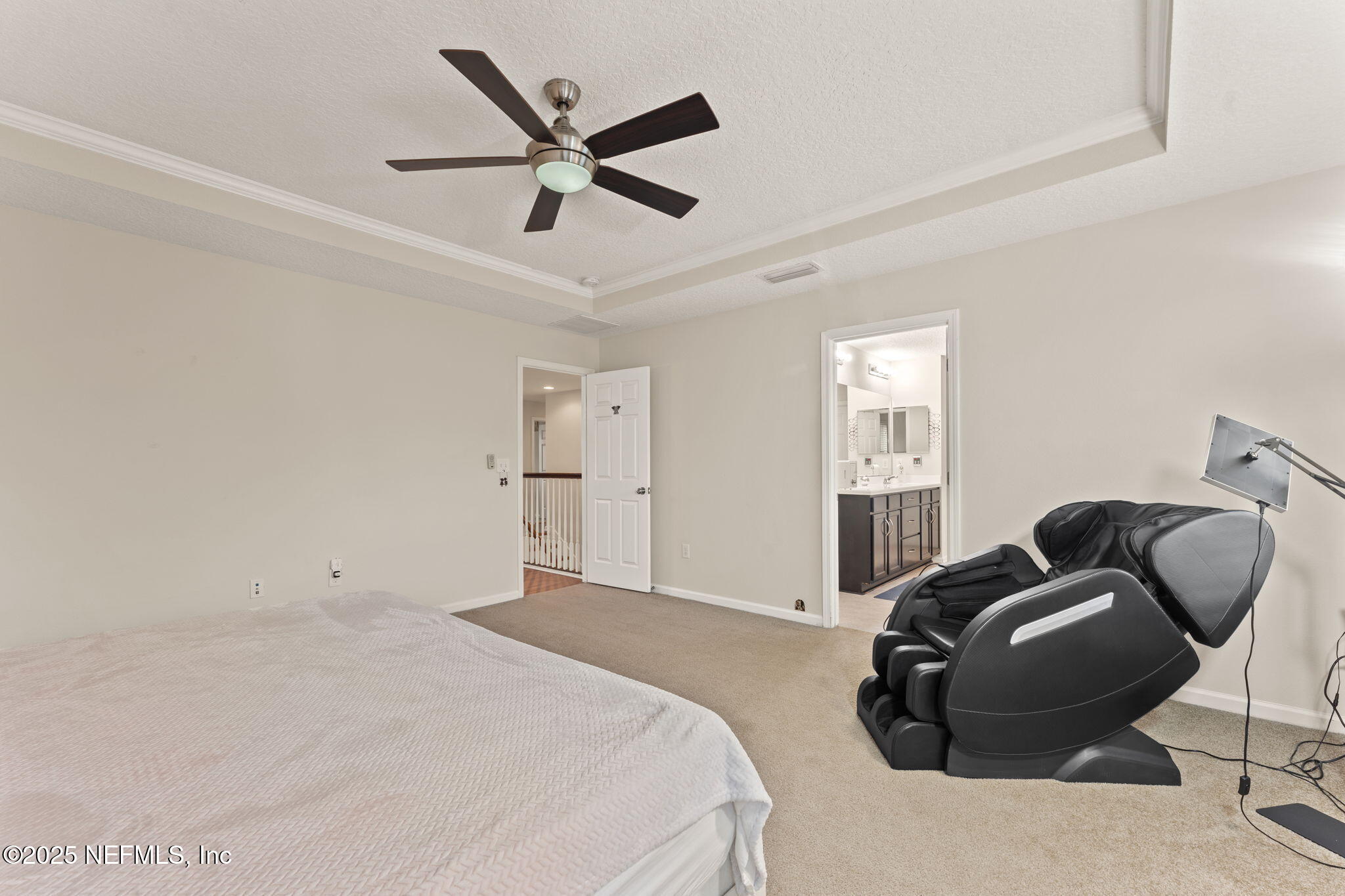 12262 SILVERTHORN Court