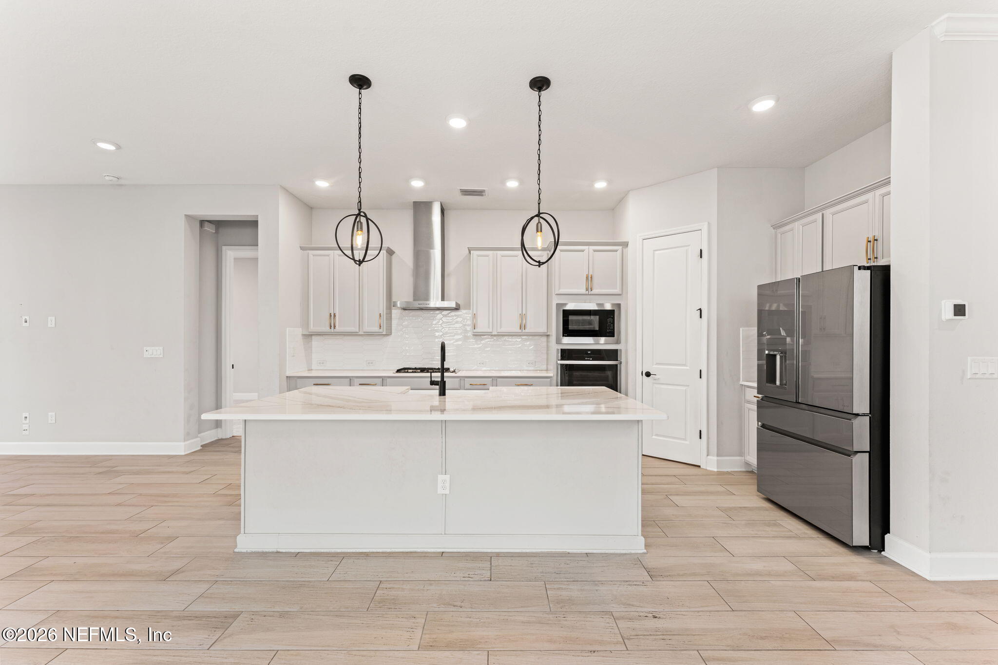 10761 AVENTURA Drive