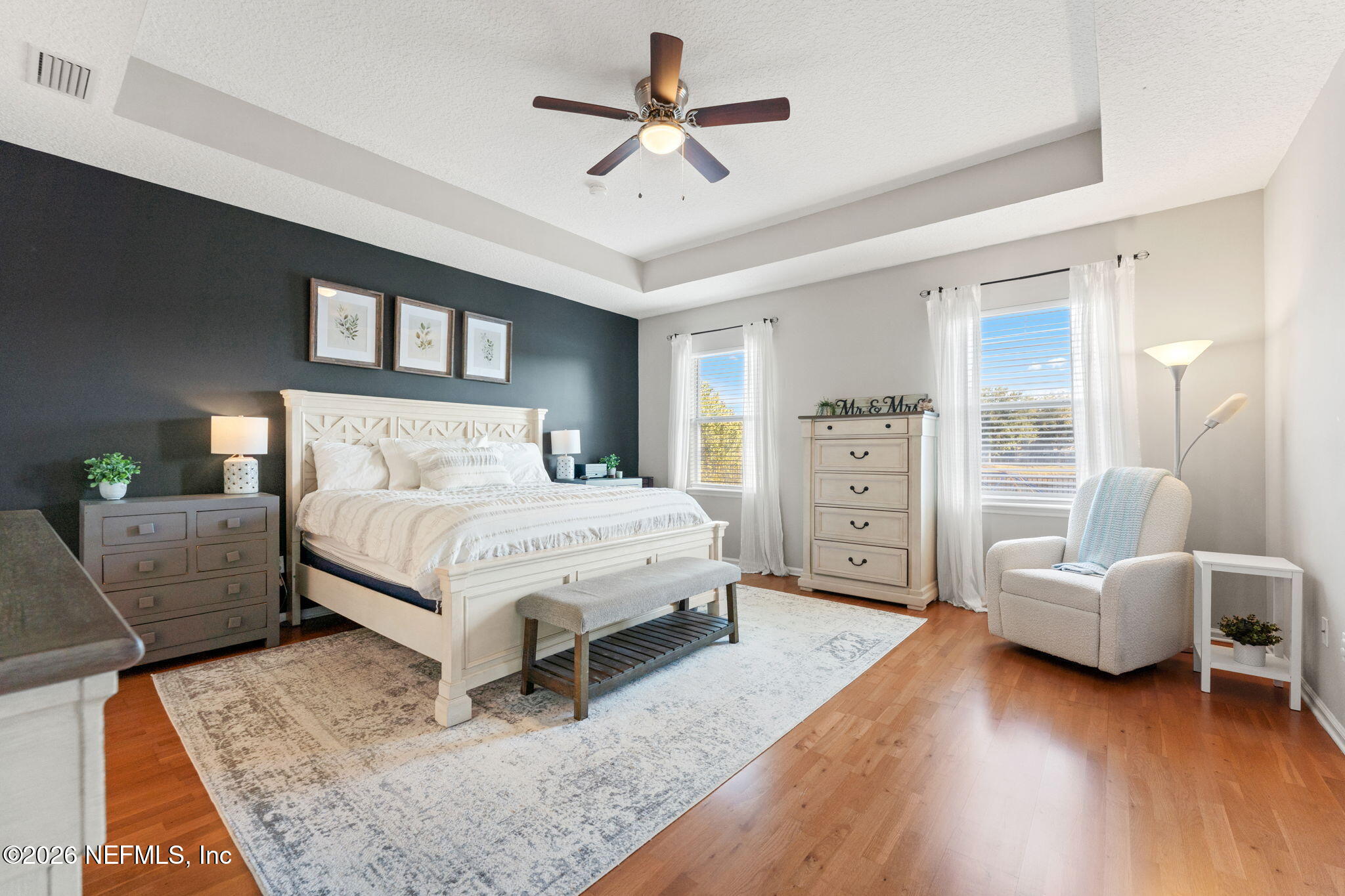 5906 GREEN POND Drive