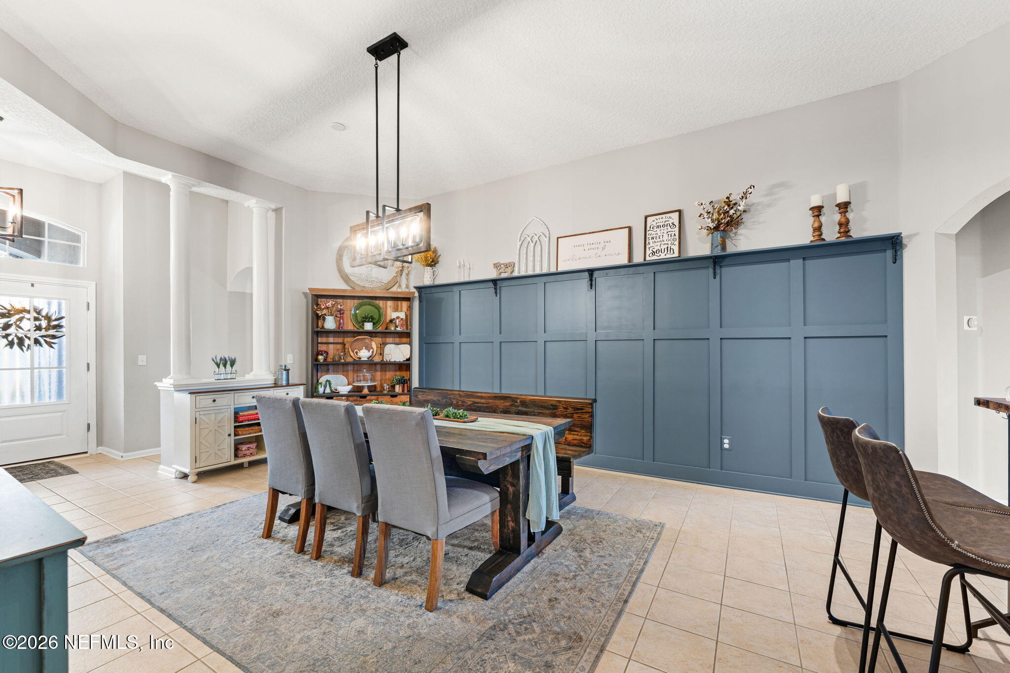 5906 GREEN POND Drive