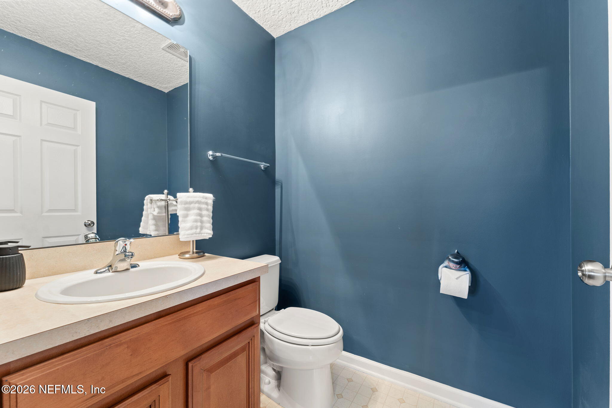 5906 GREEN POND Drive