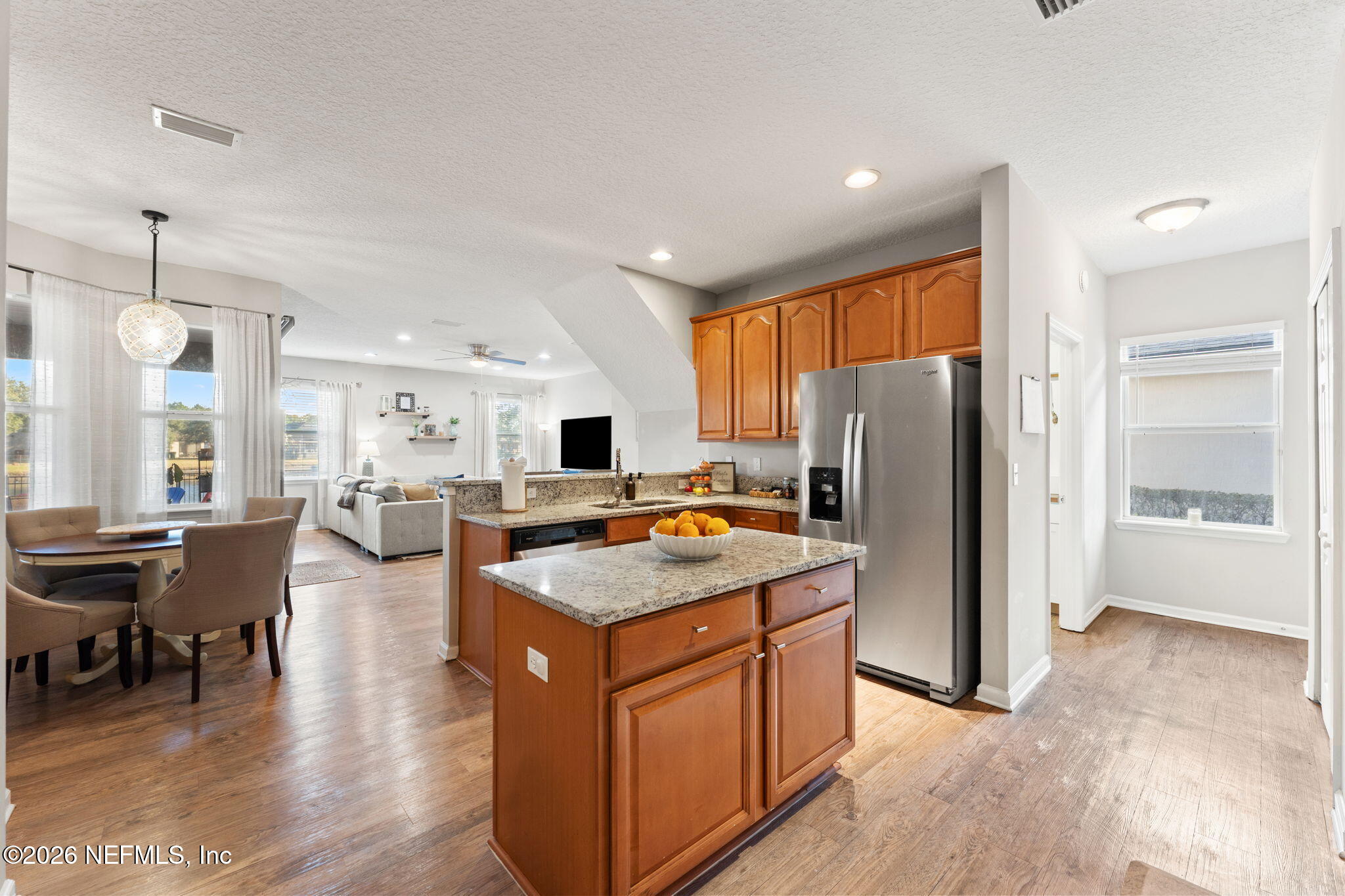 5906 GREEN POND Drive