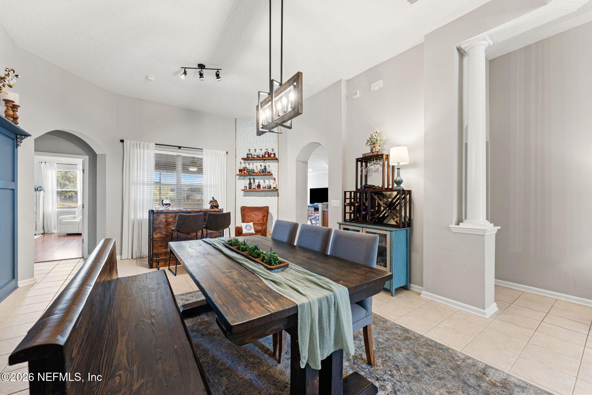 5906 GREEN POND Drive