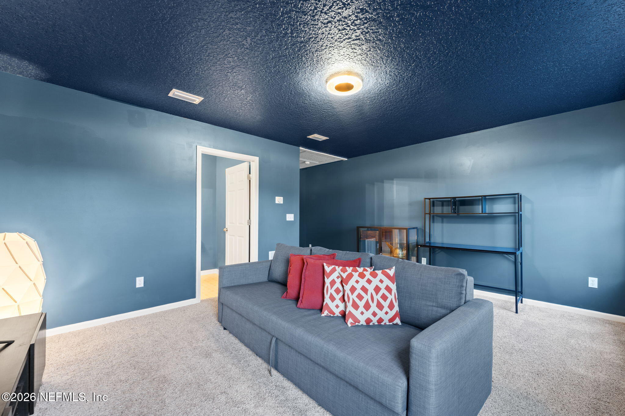 5906 GREEN POND Drive