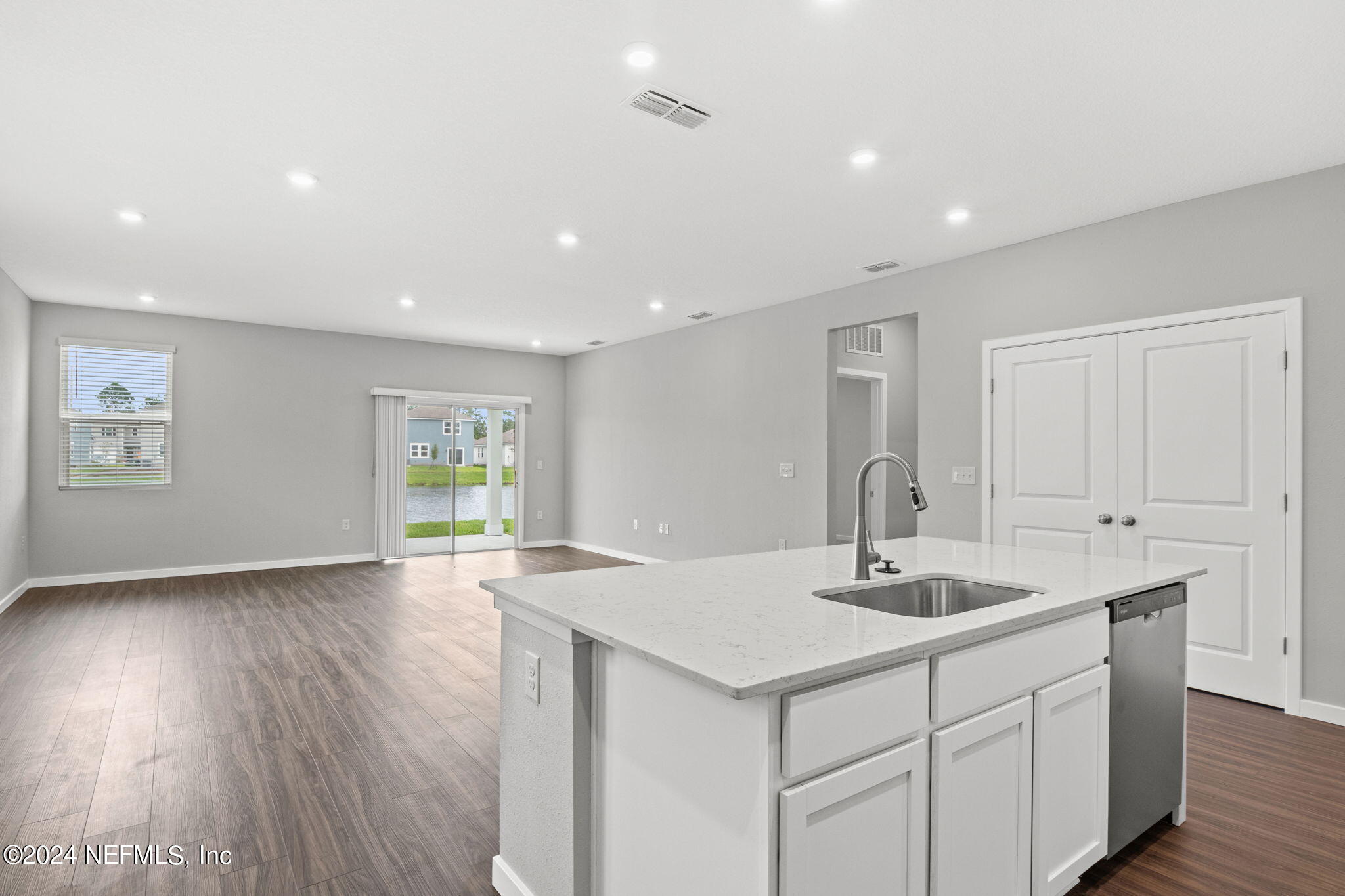 14695 MACADAMIA Lane