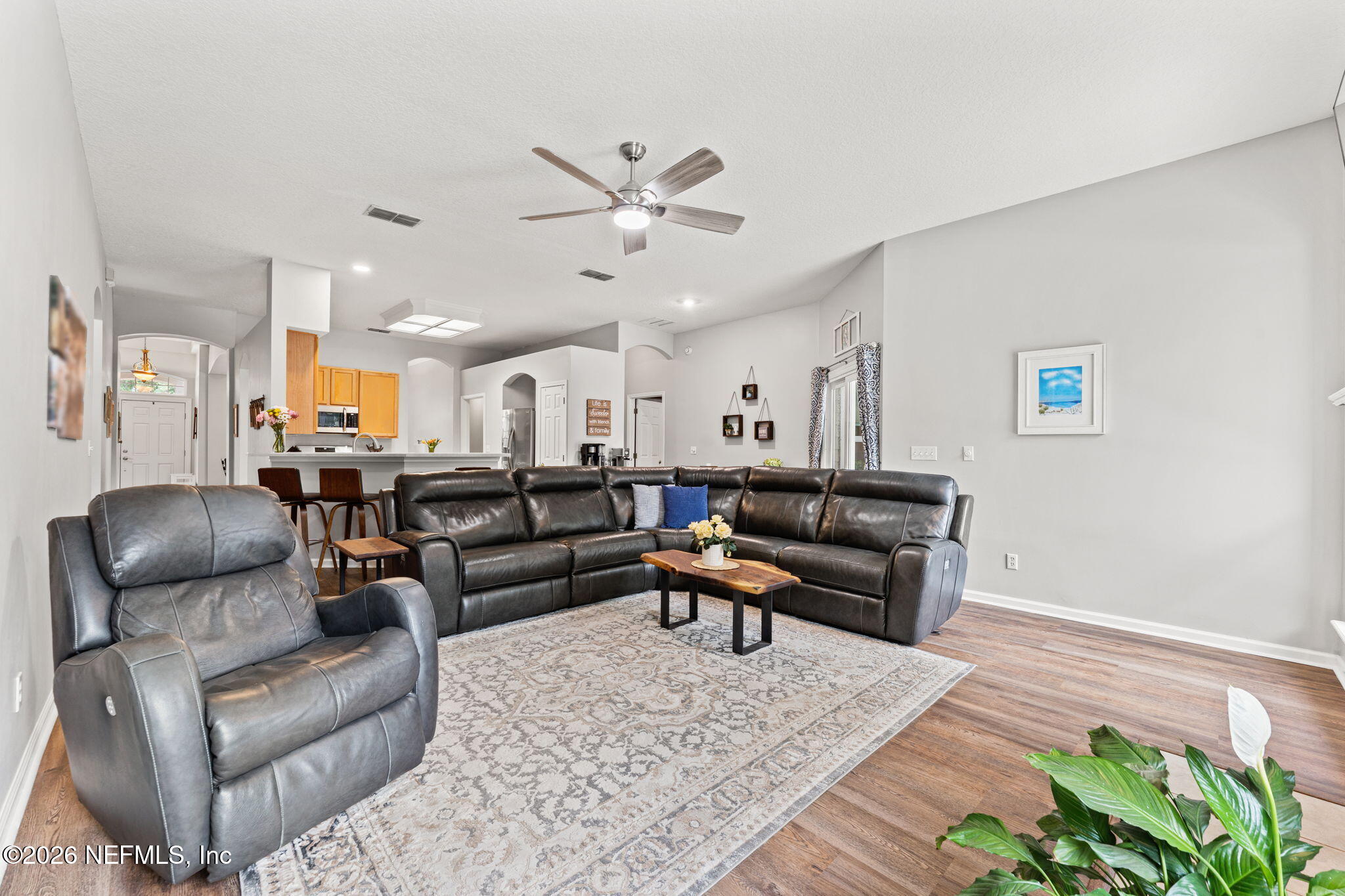 728 AUSTIN Place