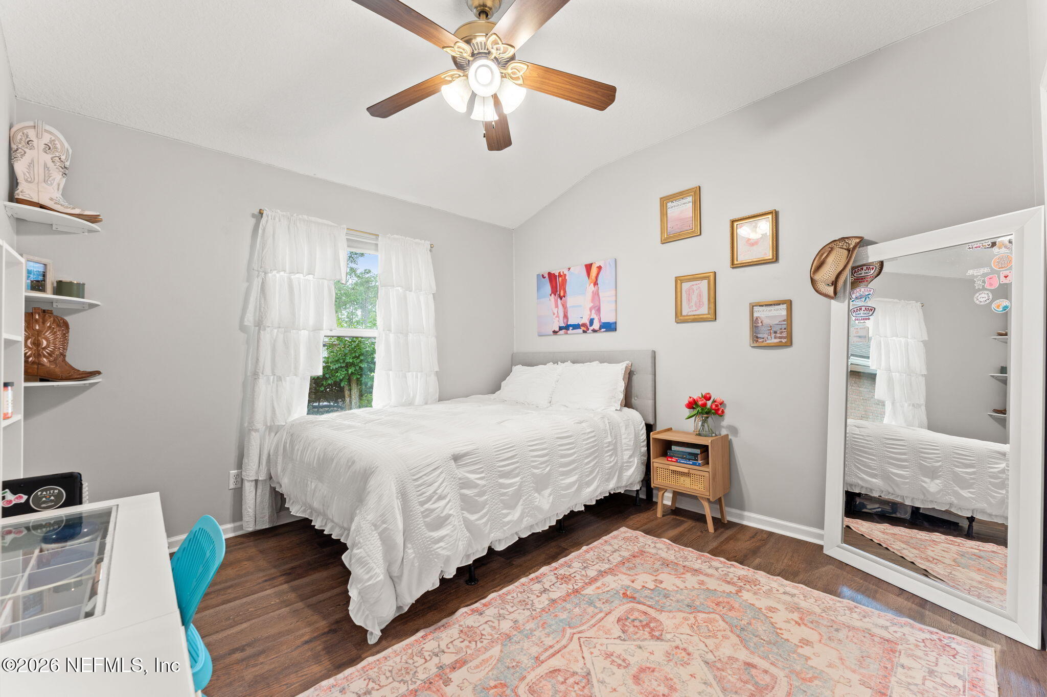 728 AUSTIN Place