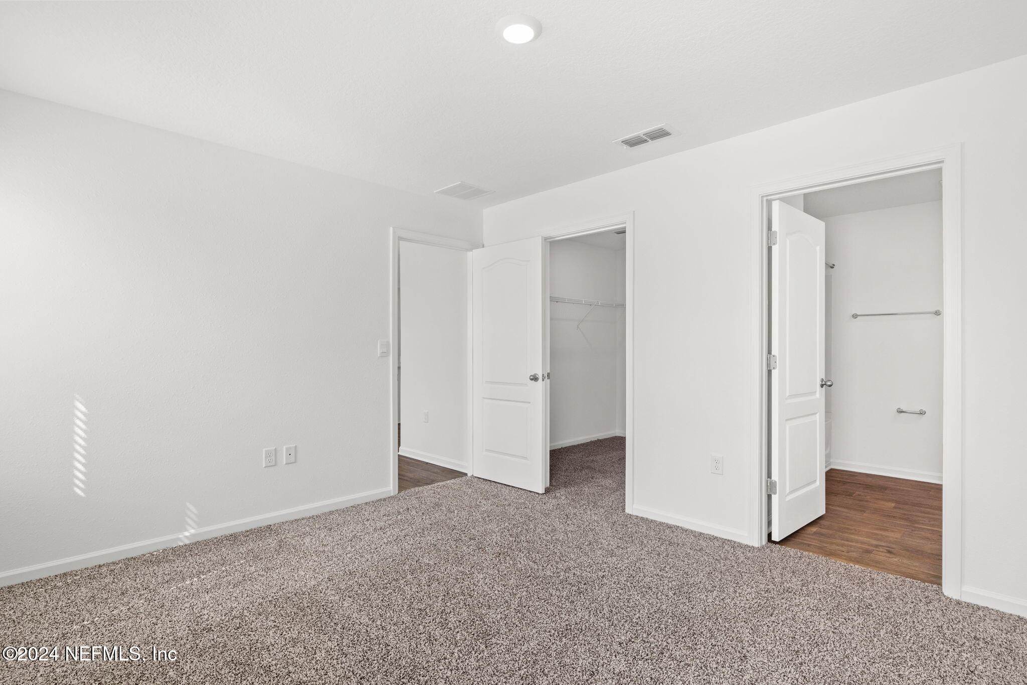 12422 RUBBER FIG Terrace