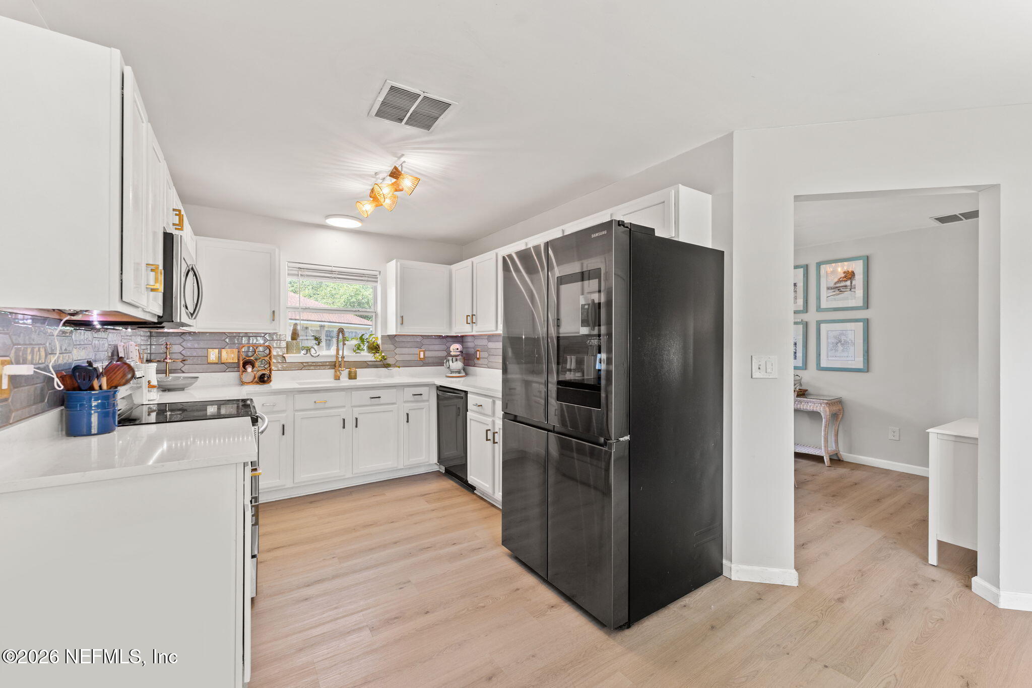 11041 STUTZ Court
