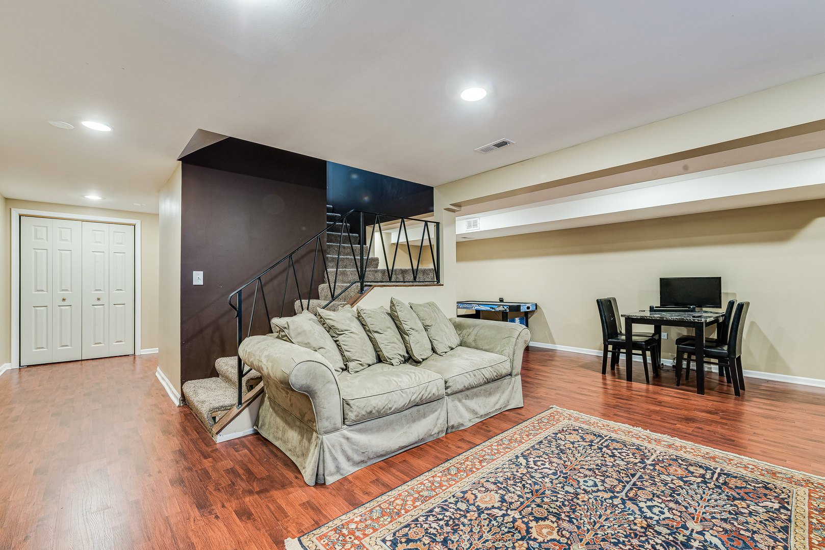 502 Tamarack Drive