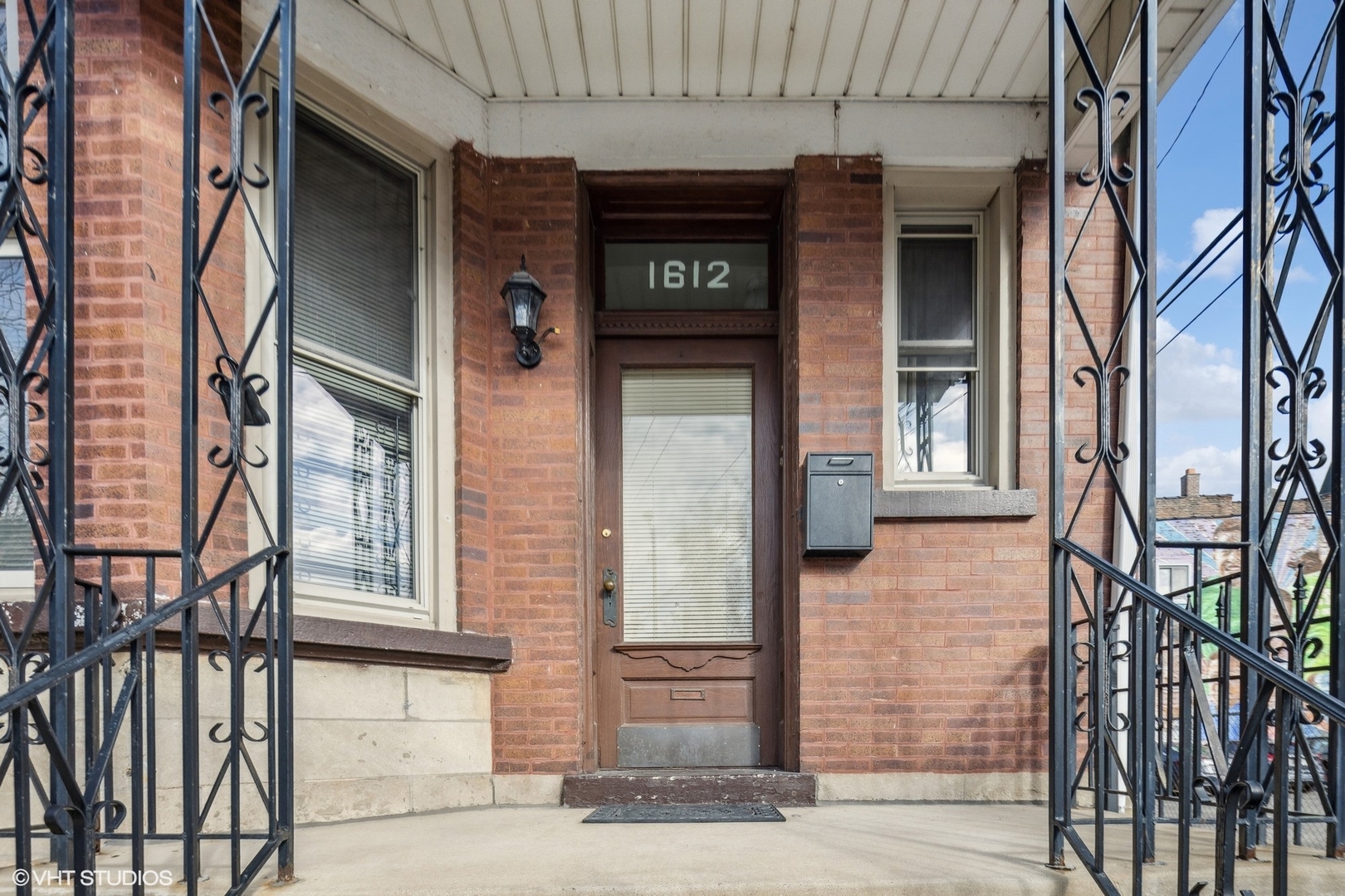 1612 W Cullerton Street