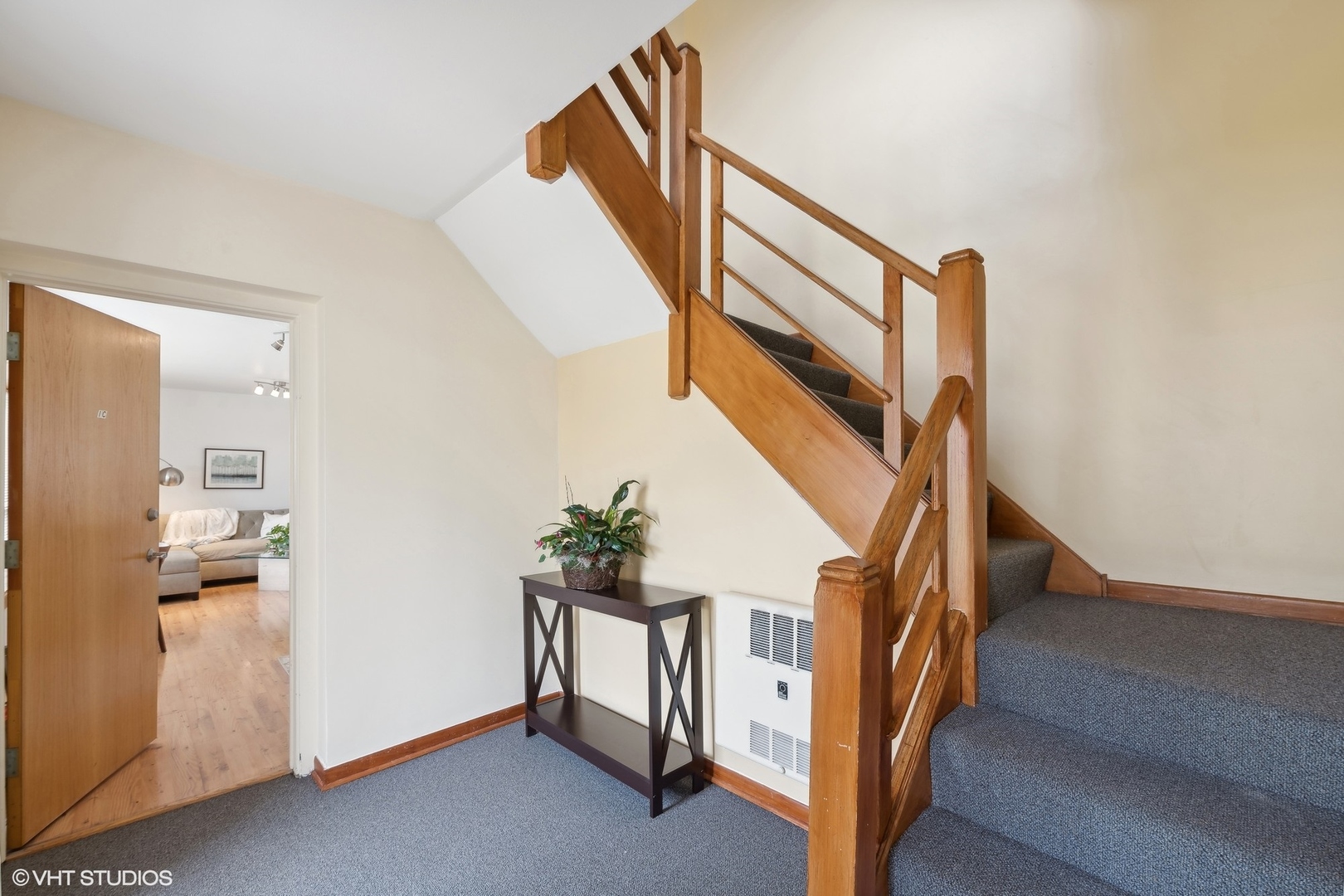 1127 W ERIE Unit 1C Street Unit: 1C