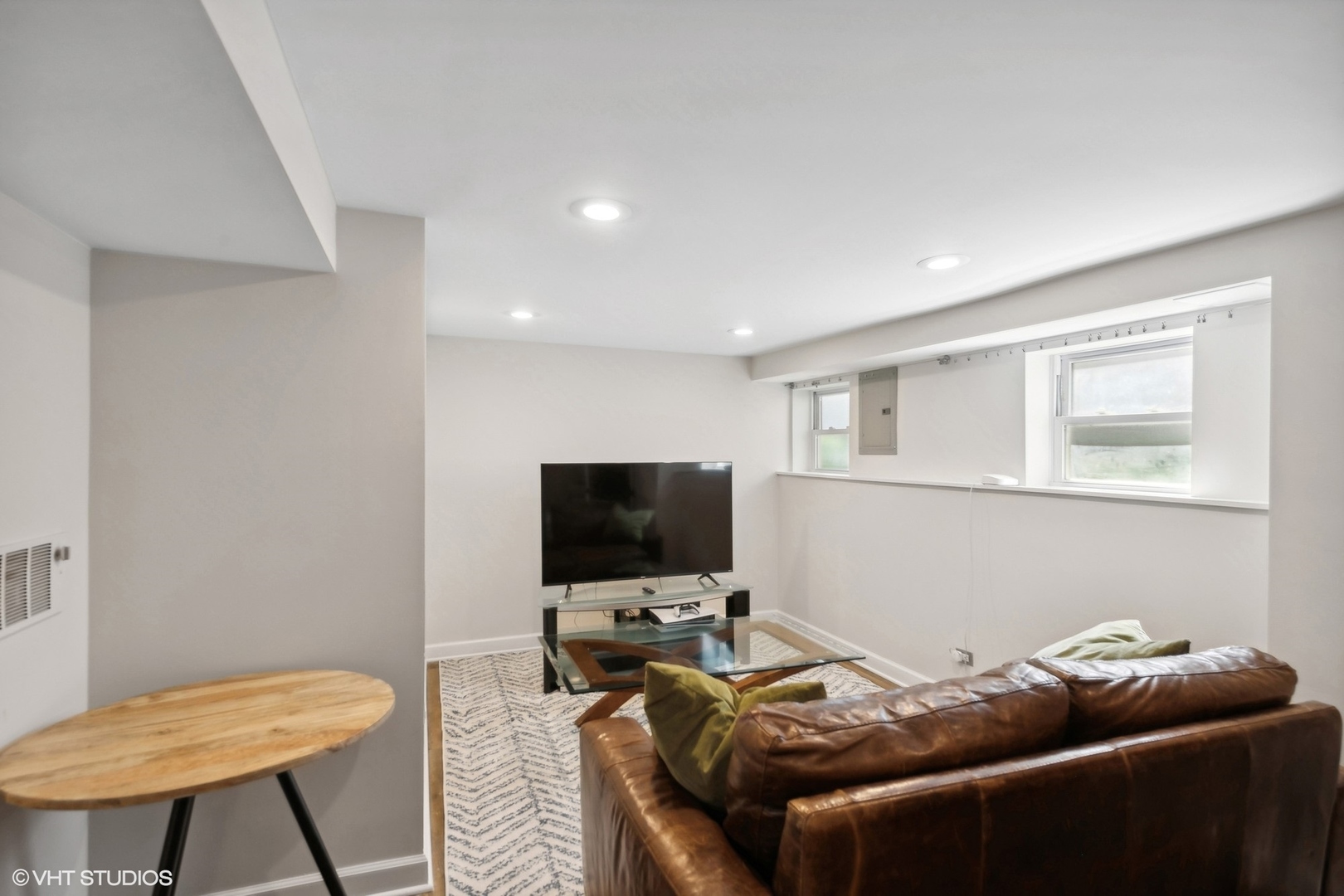 524 Clarence Avenue
