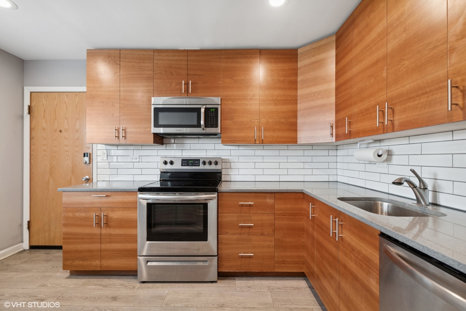 10650 Cermak Road Unit: 1W