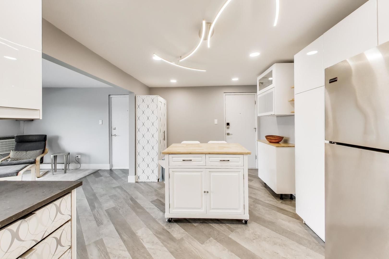 925 8th Avenue Unit: 12