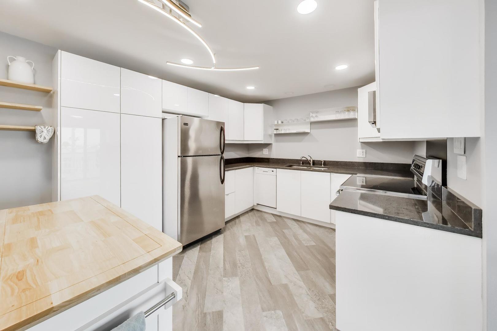 925 8th Avenue Unit: 12