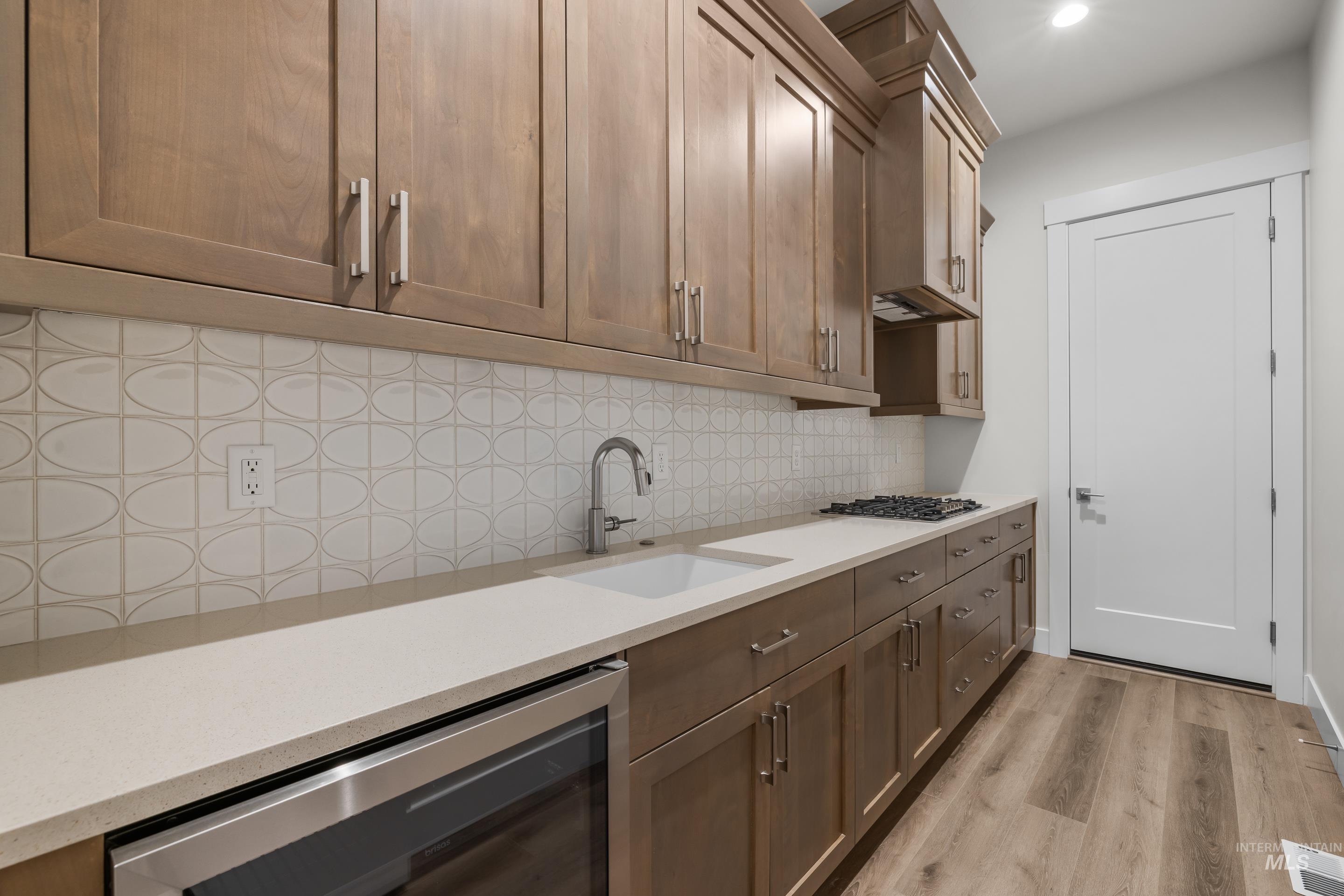 279 S Eagles Roost Way