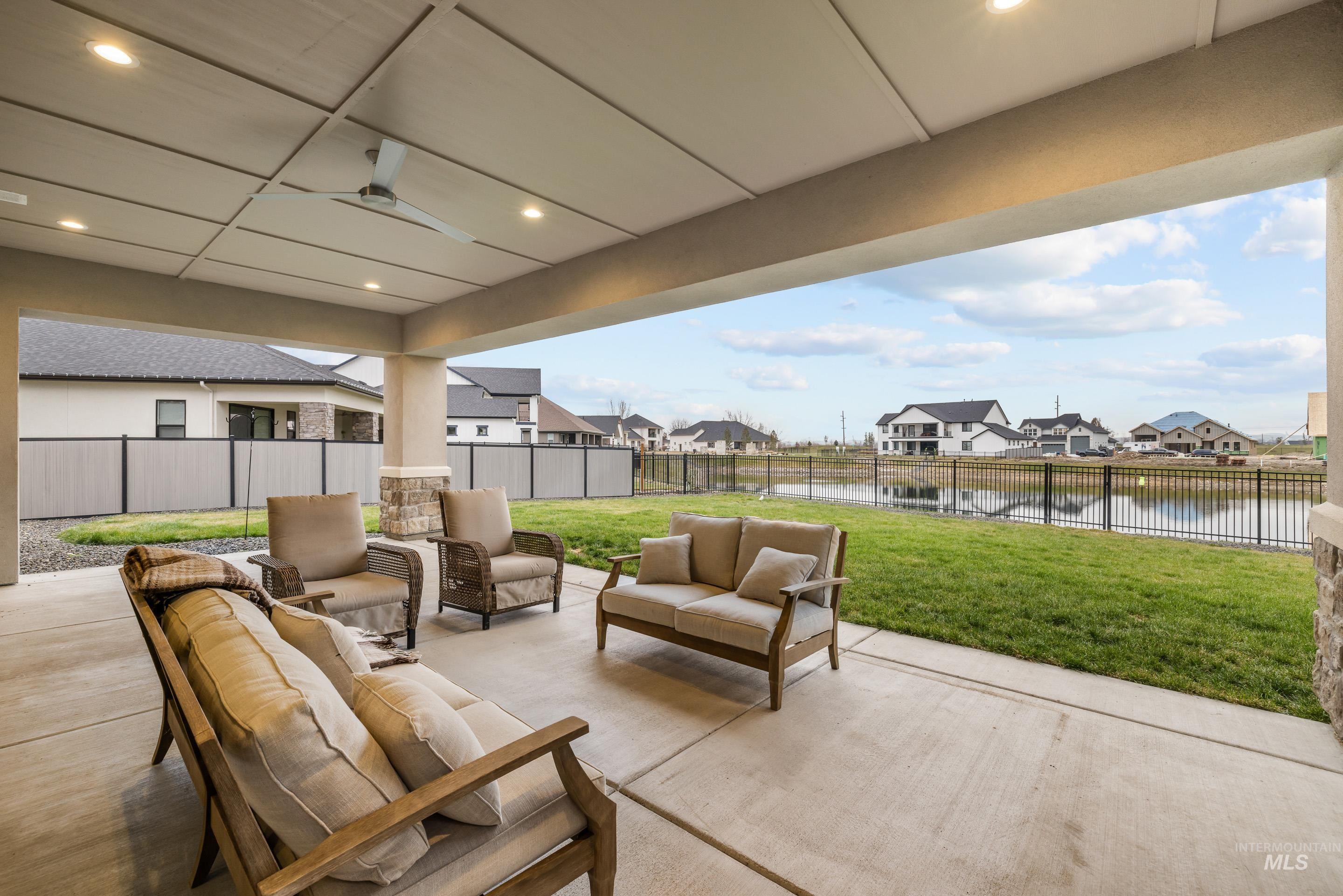 279 S Eagles Roost Way