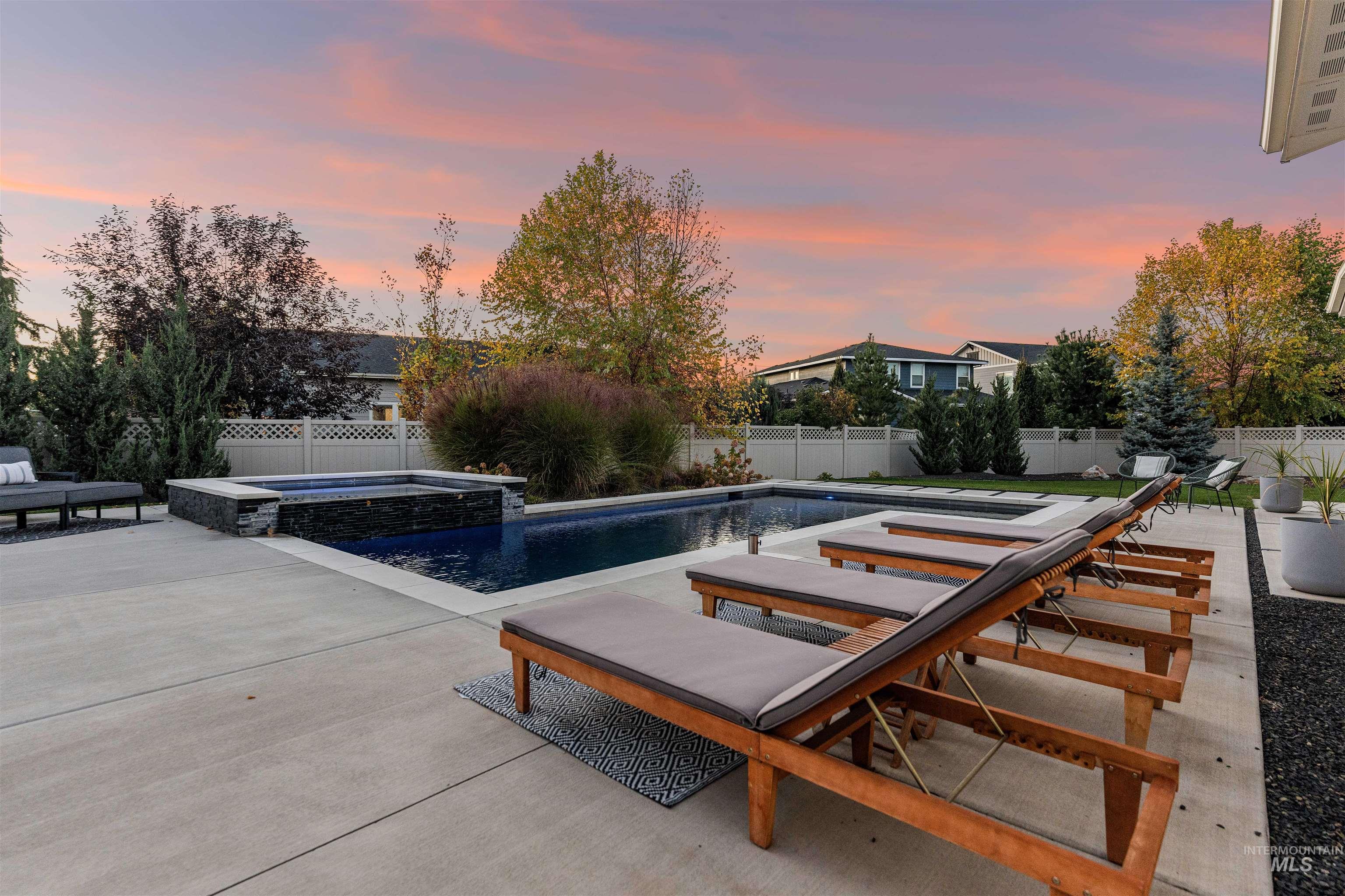 3033 W Teano Ct